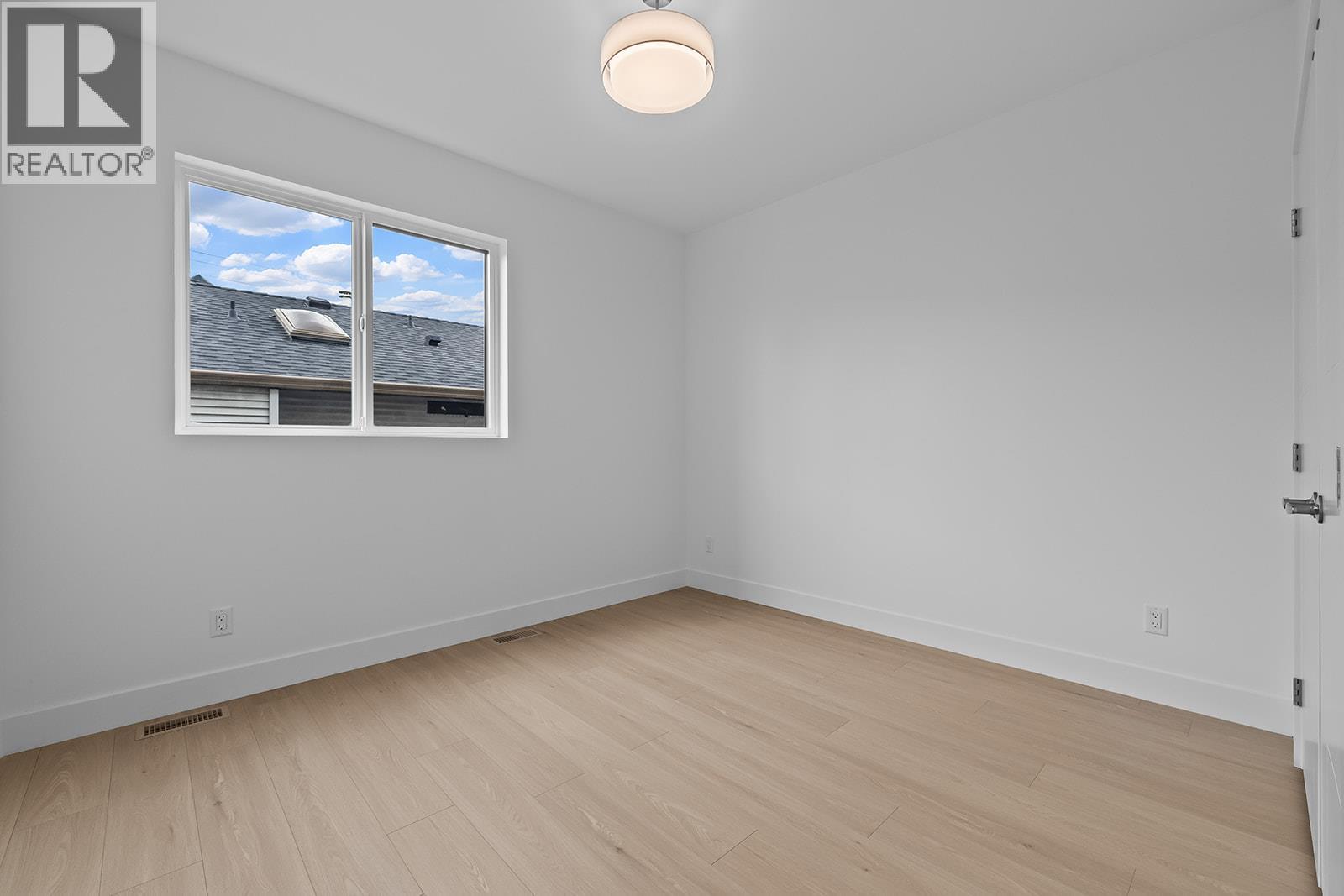 662 Birch Avenue Unit# 4, Kelowna, British Columbia  V1Y 3H1 - Photo 32 - 10398589