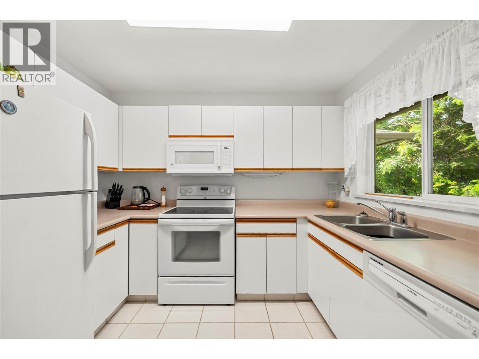 831 2nd Street Se Unit# 204, Salmon Arm, British Columbia  V1E 1S6 - Photo 11 - 10397283