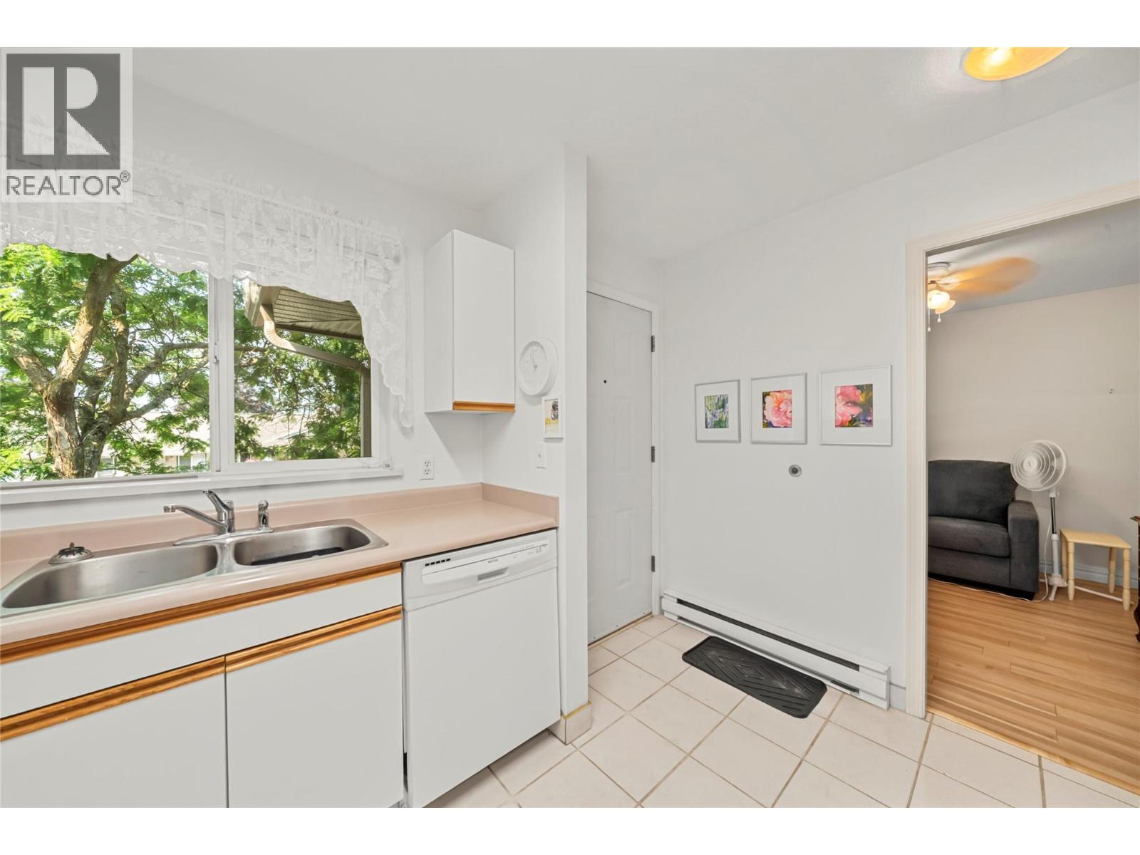 831 2nd Street Se Unit# 204, Salmon Arm, British Columbia  V1E 1S6 - Photo 13 - 10397283