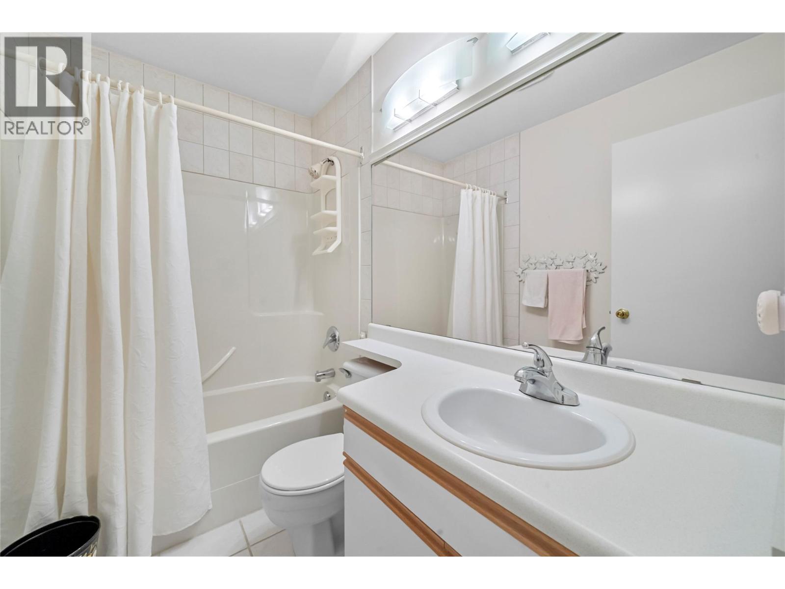 831 2nd Street Se Unit# 204, Salmon Arm, British Columbia  V1E 1S6 - Photo 20 - 10397283