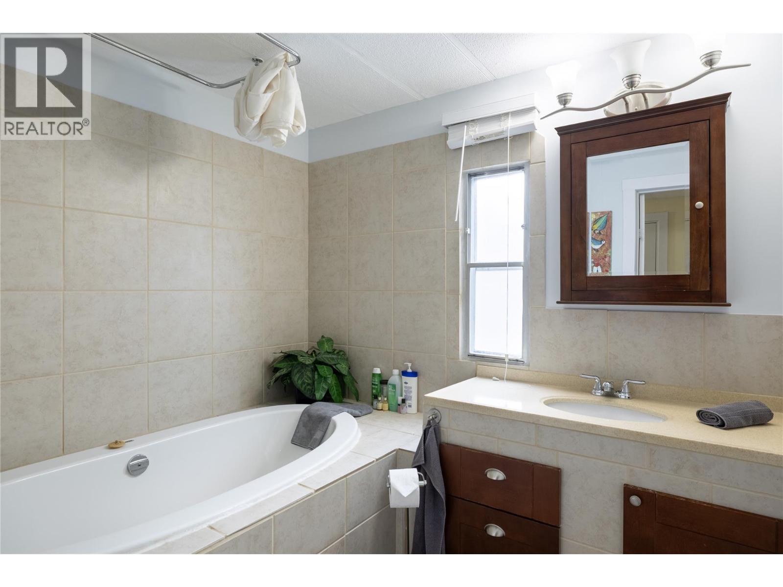 15401 Kalamalka Lake Road Unit# 67 Lot# 67, Coldstream, British Columbia  V1B 1Z3 - Photo 19 - 10398680