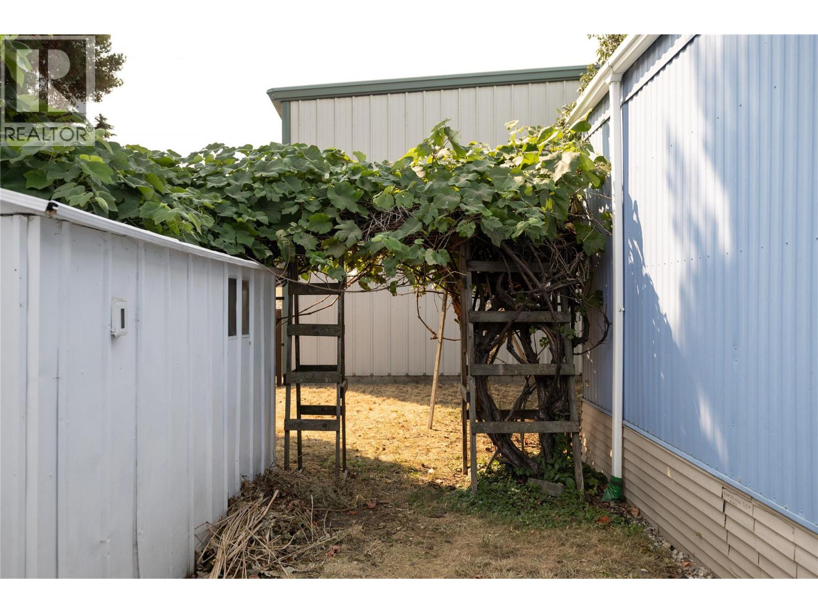 15401 Kalamalka Lake Road Unit# 67 Lot# 67, Coldstream, British Columbia  V1B 1Z3 - Photo 27 - 10398680