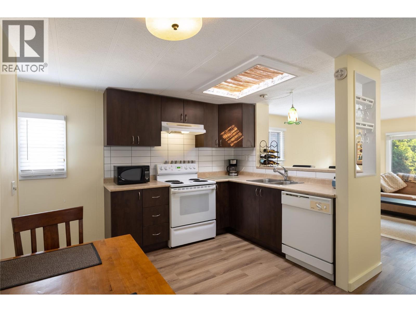 15401 Kalamalka Lake Road Unit# 67 Lot# 67, Coldstream, British Columbia  V1B 1Z3 - Photo 5 - 10398680