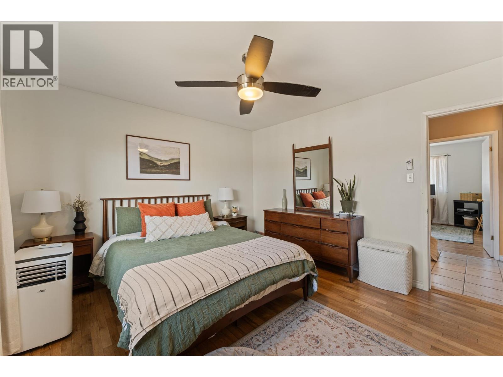 811 Martin Avenue, Kelowna, British Columbia  V1Y 6V4 - Photo 13 - 10396073