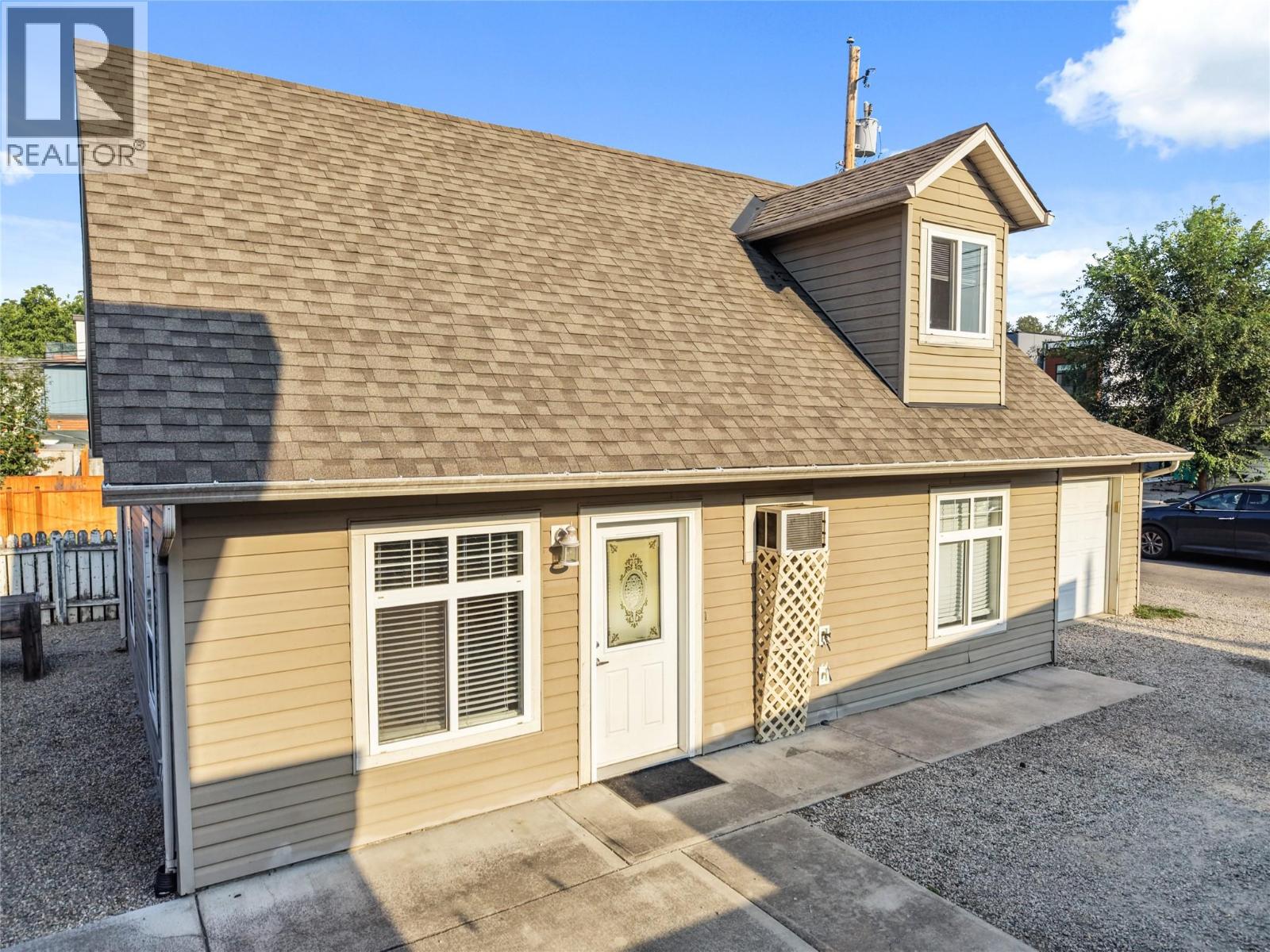 811 Martin Avenue, Kelowna, British Columbia  V1Y 6V4 - Photo 22 - 10396073