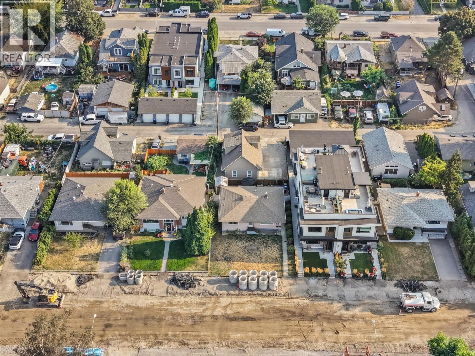 811 Martin Avenue, Kelowna, British Columbia  V1Y 6V4 - Photo 54 - 10396073
