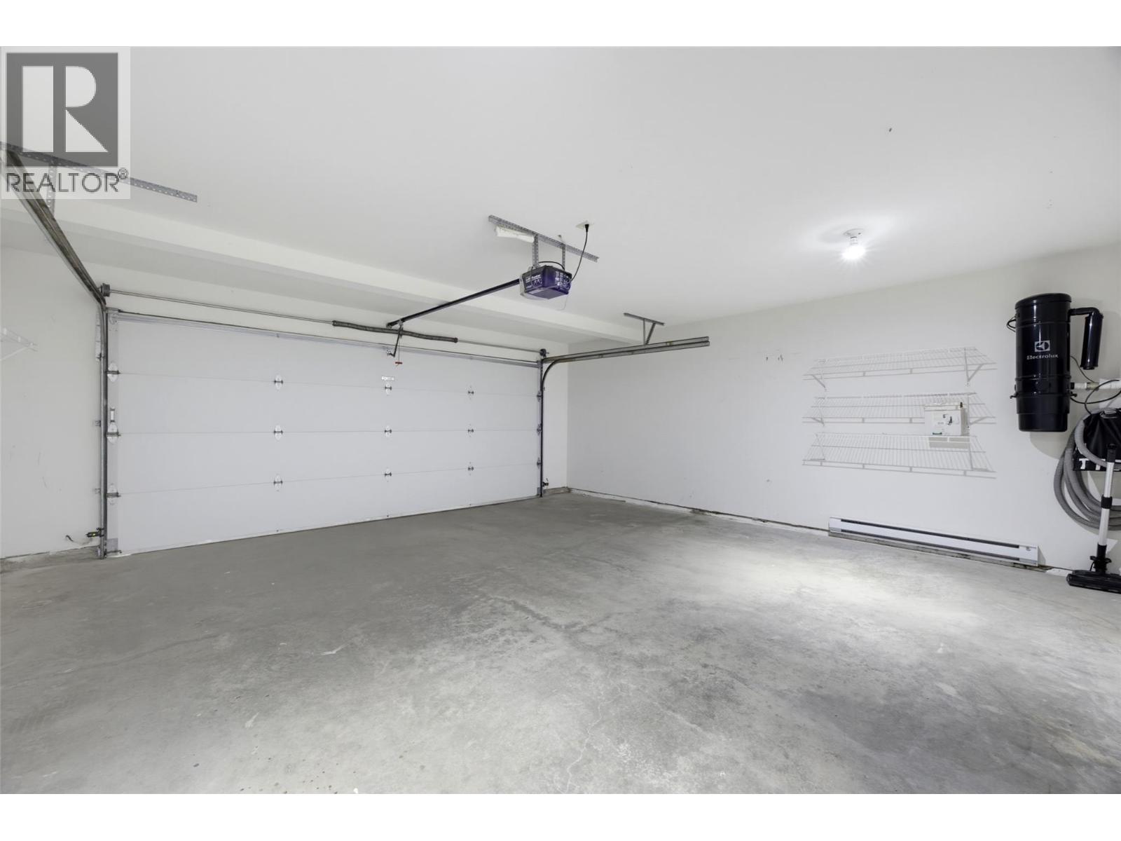 2046 Robson Place Unit# 5, Kamloops, British Columbia  V2E 0A5 - Photo 30 - 10398639