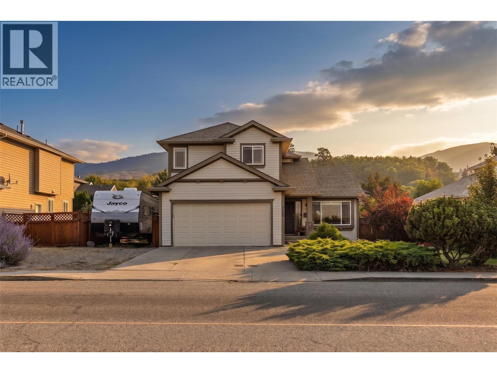 715 Hemlock Road, Kelowna, British Columbia  V1X 4W9 - Photo 2 - 10398632