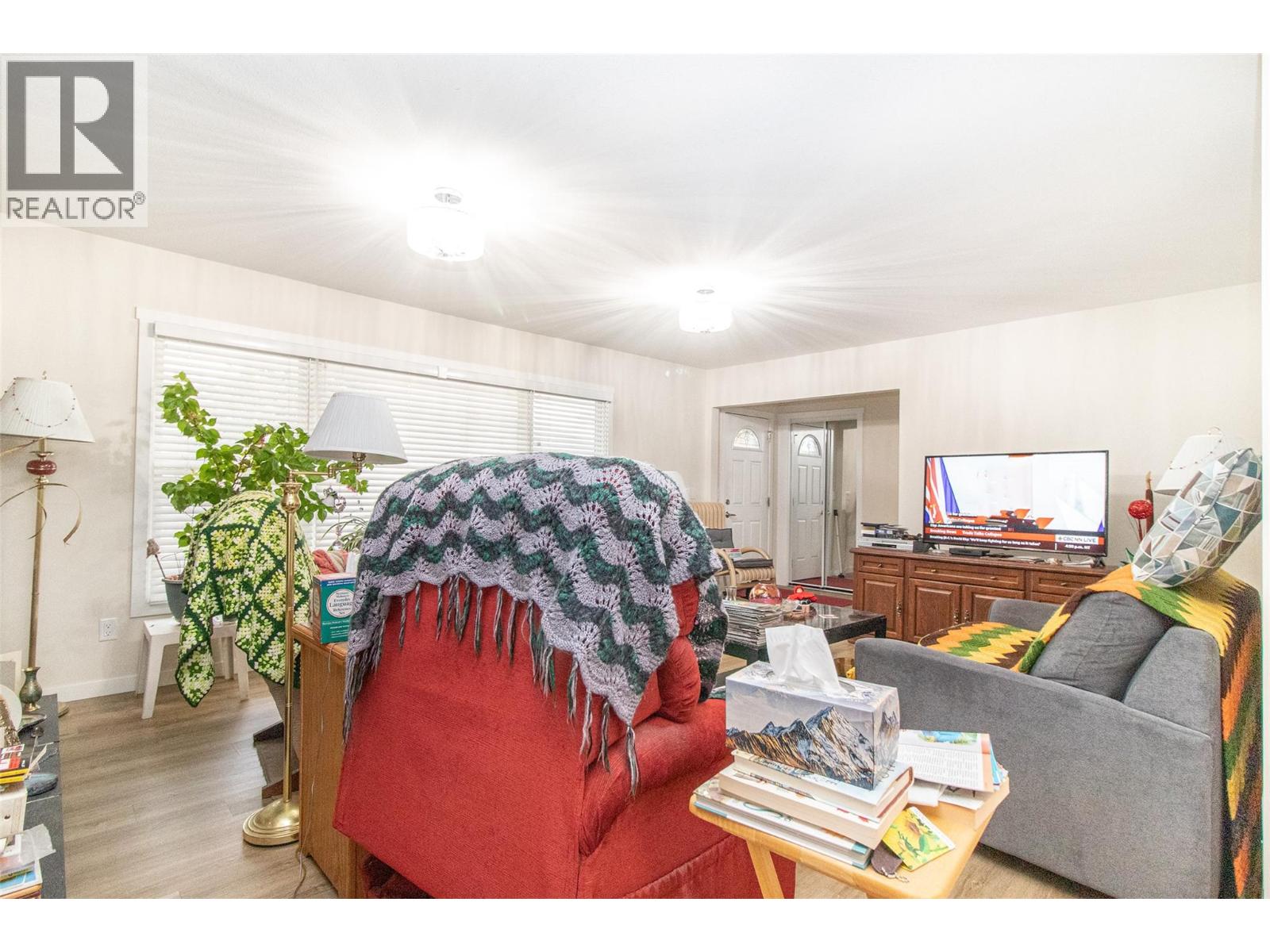 350 Rutland Road S, Kelowna, British Columbia  V1X 2Z6 - Photo 2 - 10398575