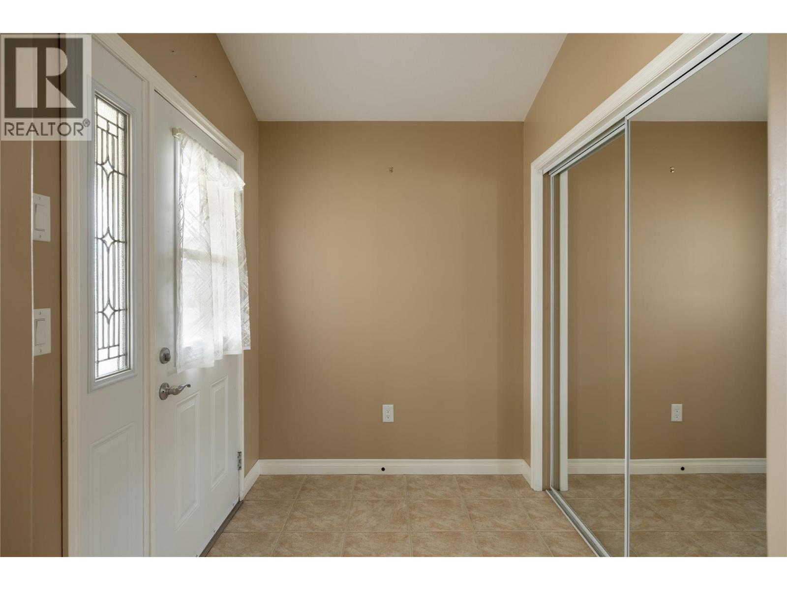 #10 1231 10 Street Sw, Salmon Arm, British Columbia  V1E 0A5 - Photo 19 - 10398318
