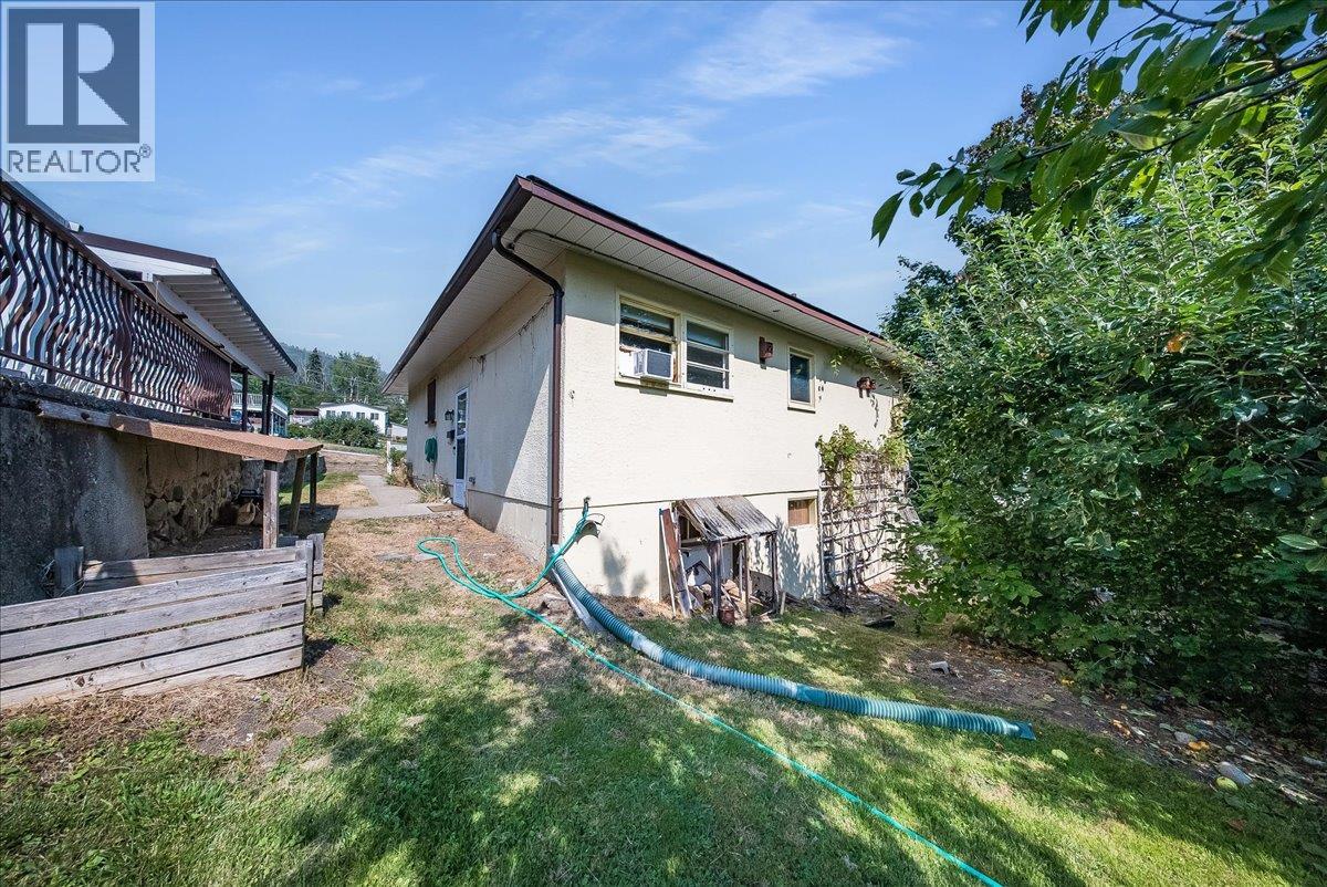 664 Forrest Drive, Warfield, British Columbia  V1R 2H6 - Photo 36 - 10398534