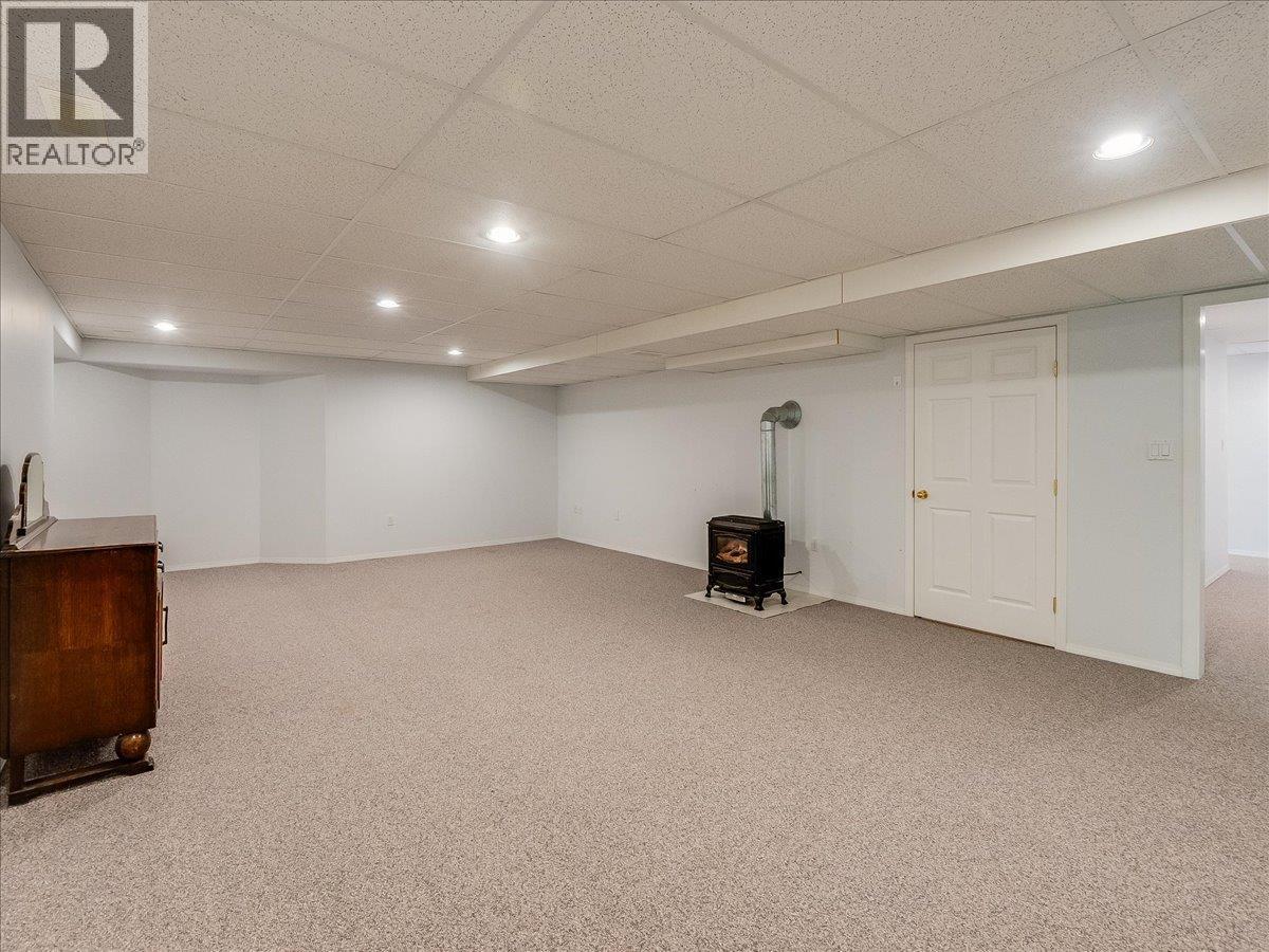 1750 Green Road, Fruitvale, British Columbia  V0G 1L1 - Photo 34 - 10398641