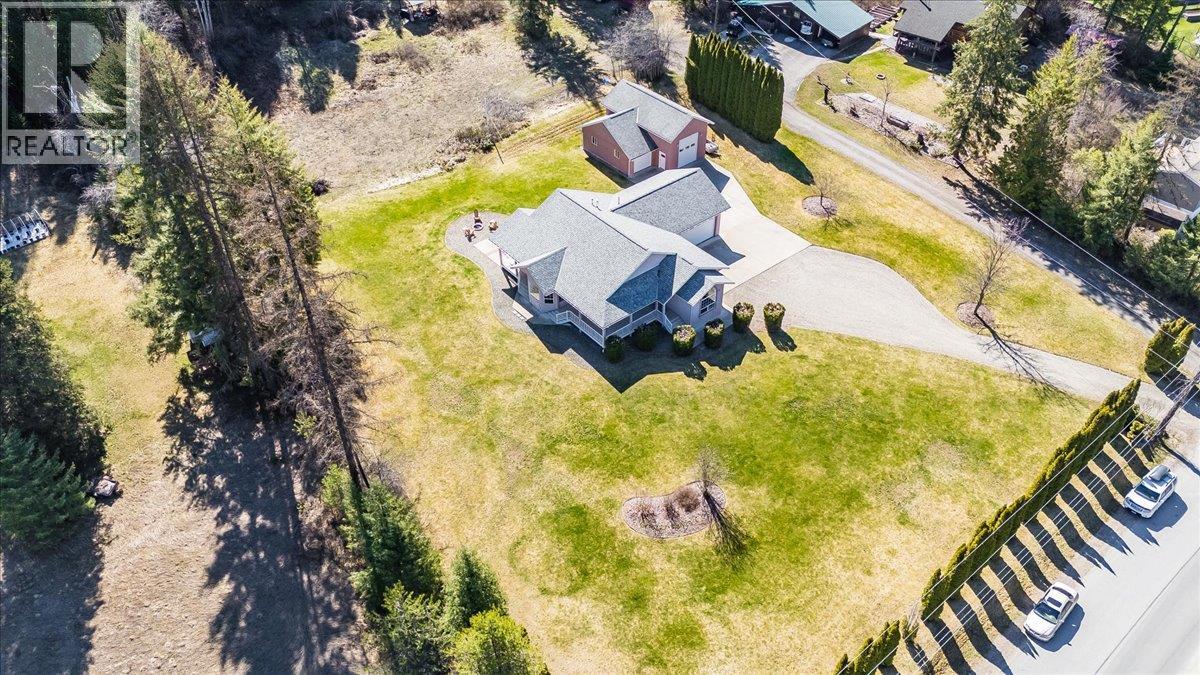 1750 Green Road, Fruitvale, British Columbia  V0G 1L1 - Photo 4 - 10398641