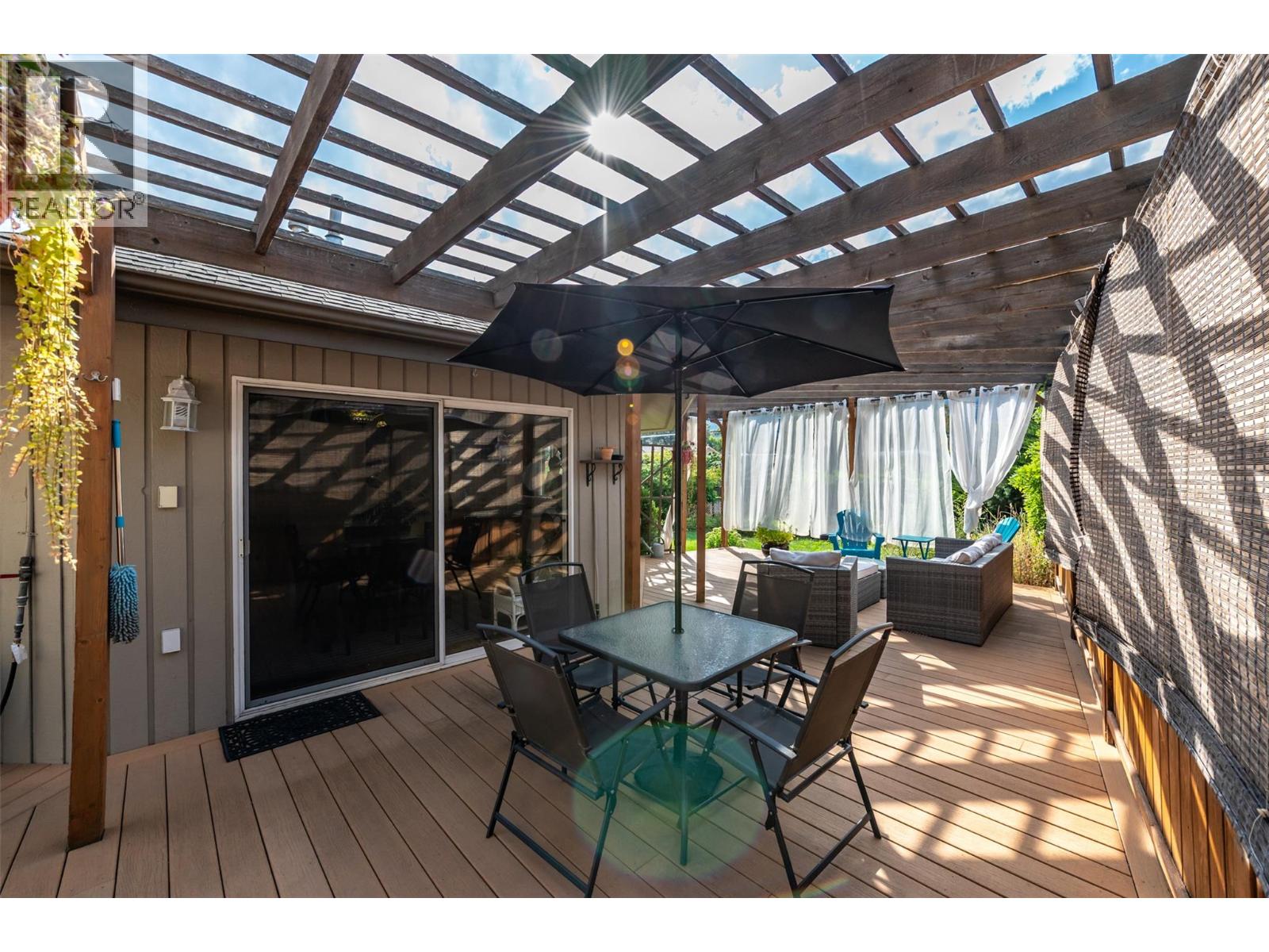 4744 Lakeside Road, Penticton, British Columbia  V2A 8W6 - Photo 12 - 10398714