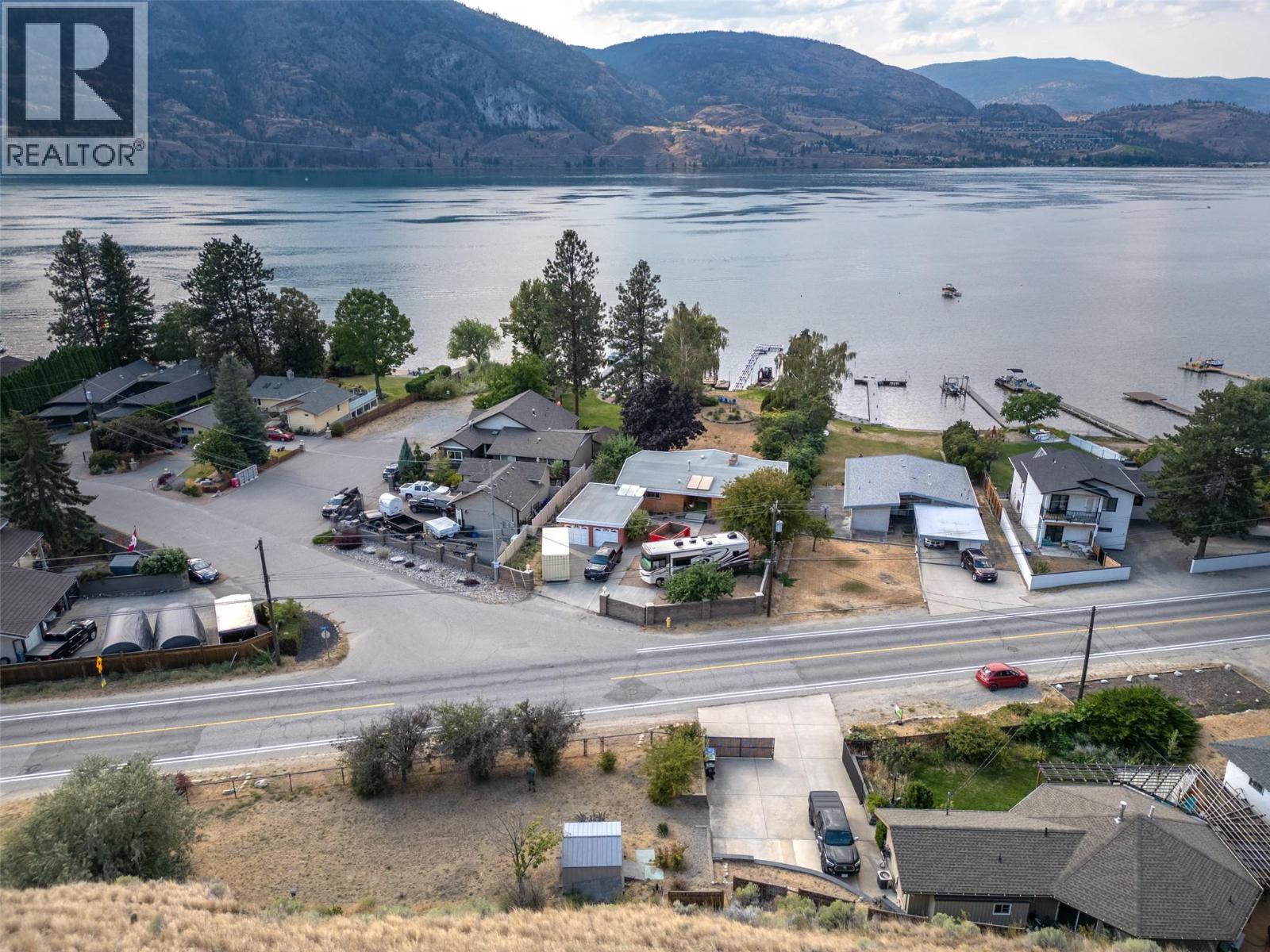 4744 Lakeside Road, Penticton, British Columbia  V2A 8W6 - Photo 2 - 10398714