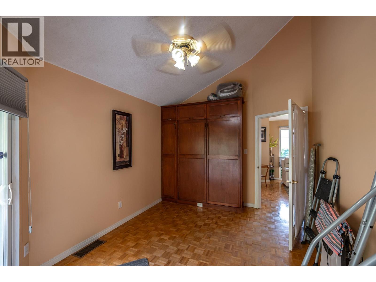 4744 Lakeside Road, Penticton, British Columbia  V2A 8W6 - Photo 20 - 10398714