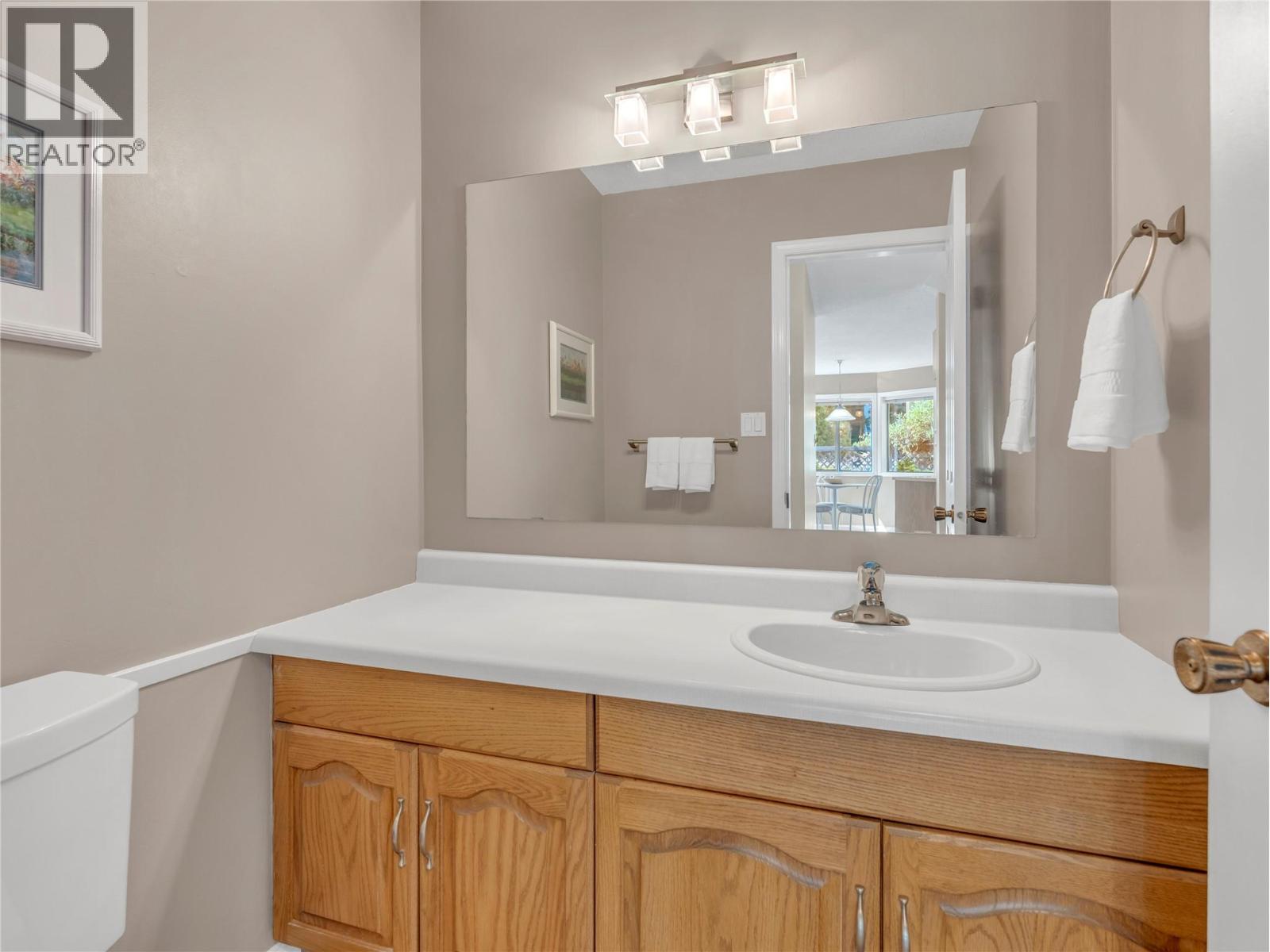 775 Balsam Avenue, Penticton, British Columbia  V2A 7Y8 - Photo 11 - 10398627