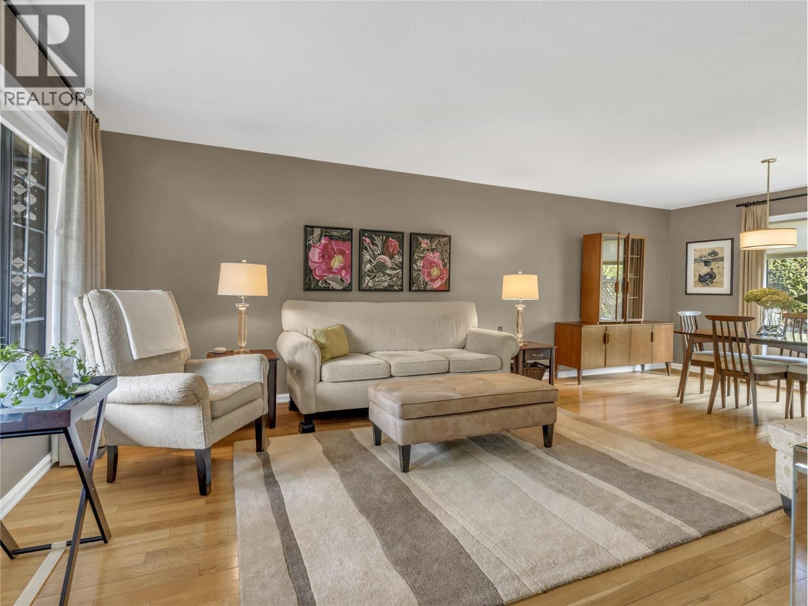 775 Balsam Avenue, Penticton, British Columbia  V2A 7Y8 - Photo 2 - 10398627