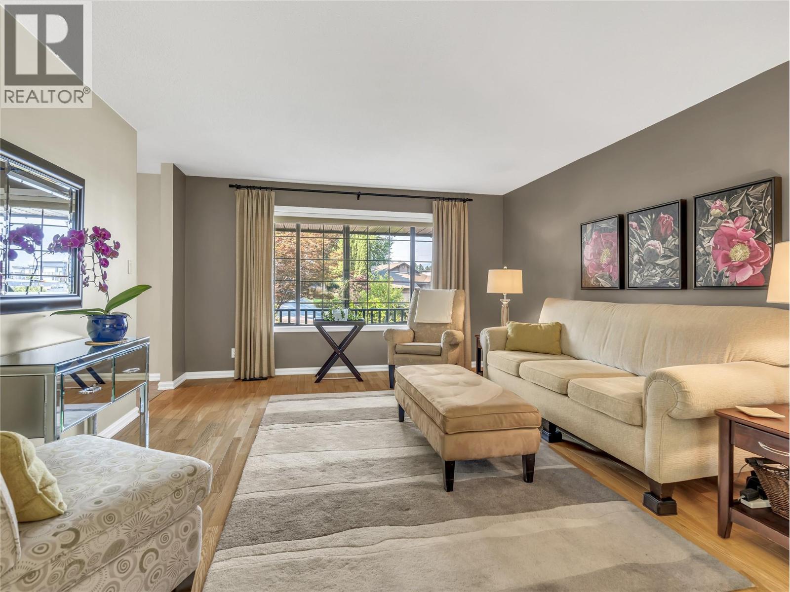775 Balsam Avenue, Penticton, British Columbia  V2A 7Y8 - Photo 3 - 10398627