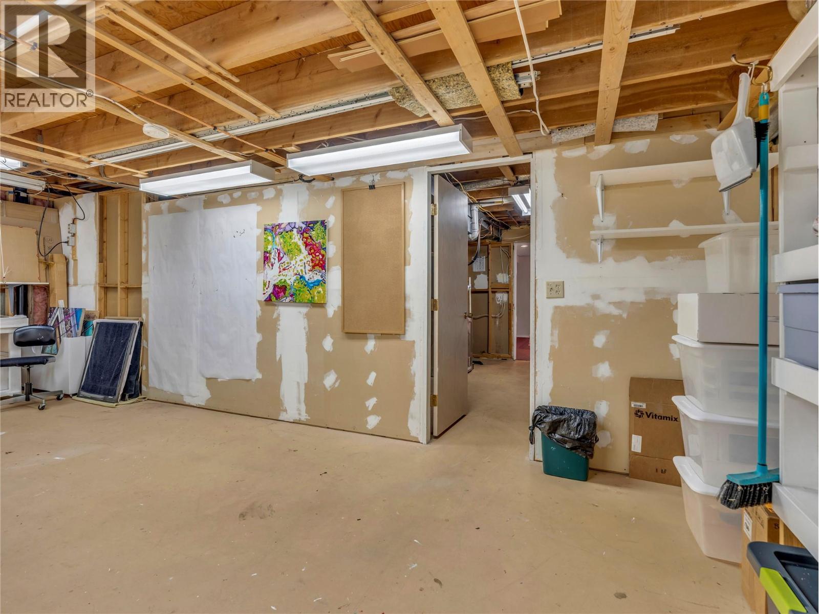 775 Balsam Avenue, Penticton, British Columbia  V2A 7Y8 - Photo 32 - 10398627