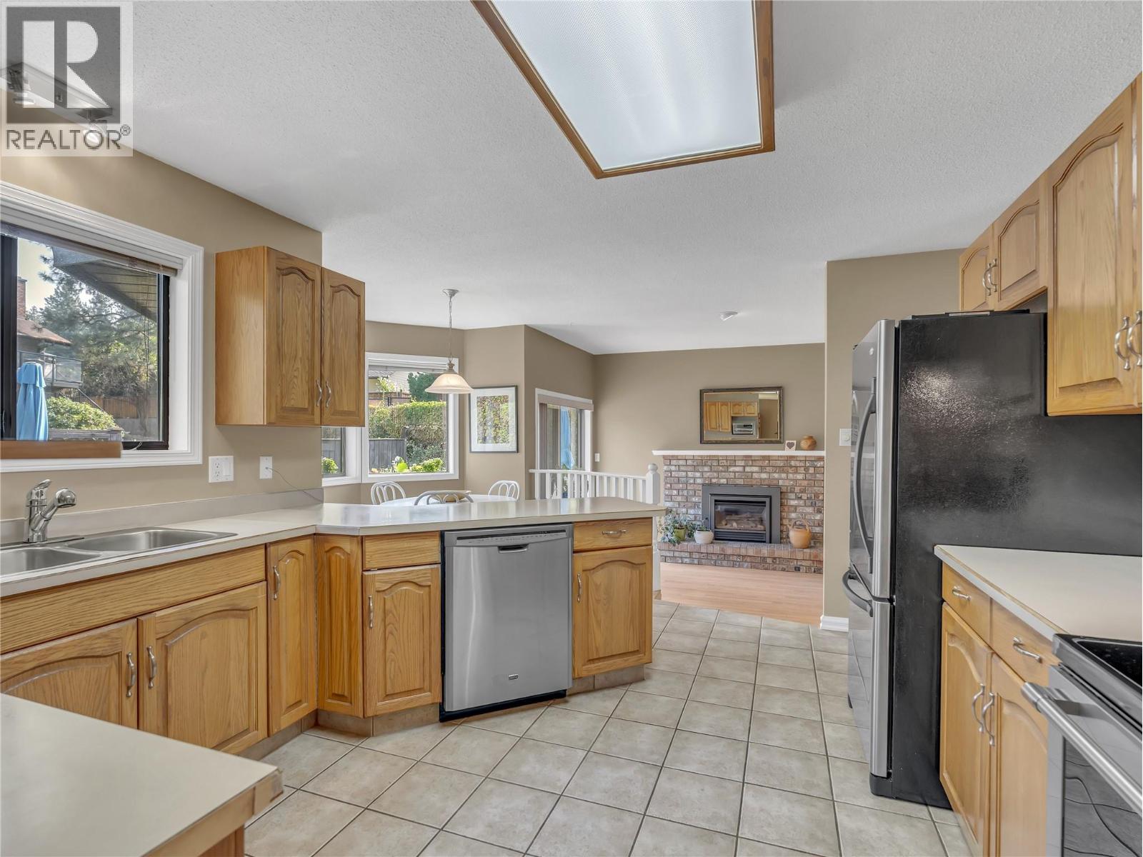 775 Balsam Avenue, Penticton, British Columbia  V2A 7Y8 - Photo 7 - 10398627