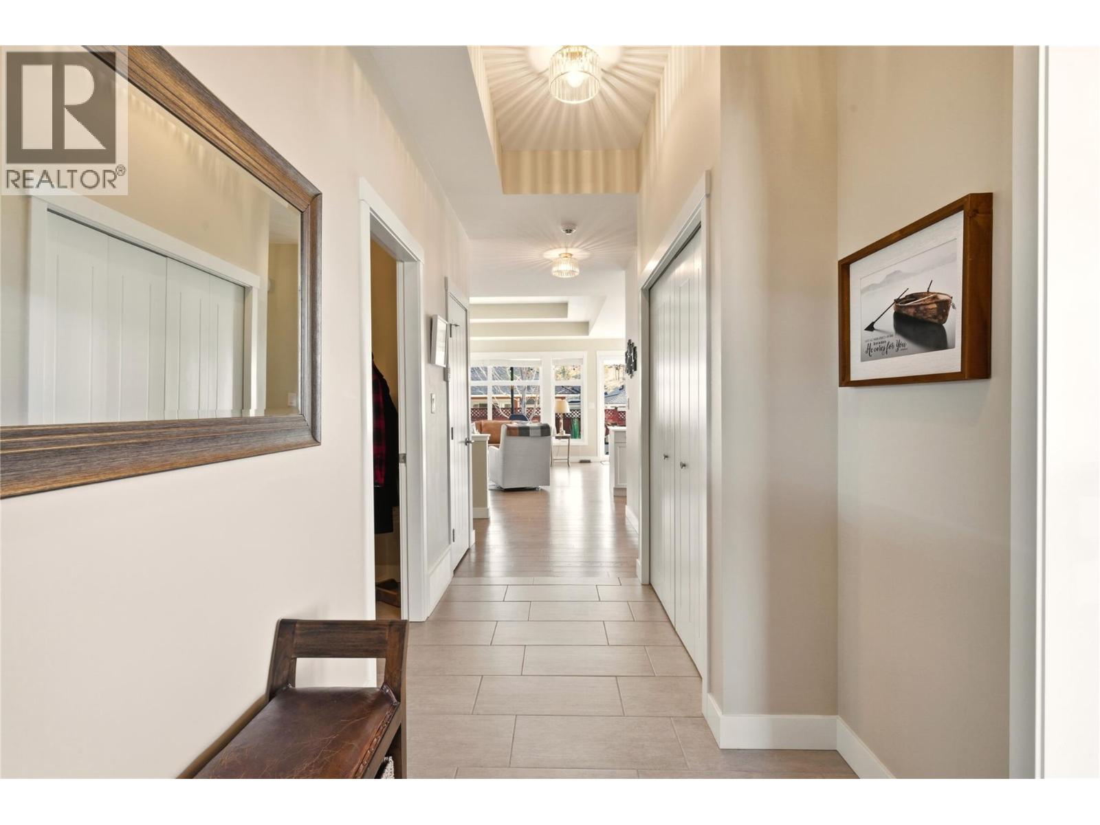 2110 Lawrence Avenue, Penticton, British Columbia  V2A 9G6 - Photo 19 - 10398651
