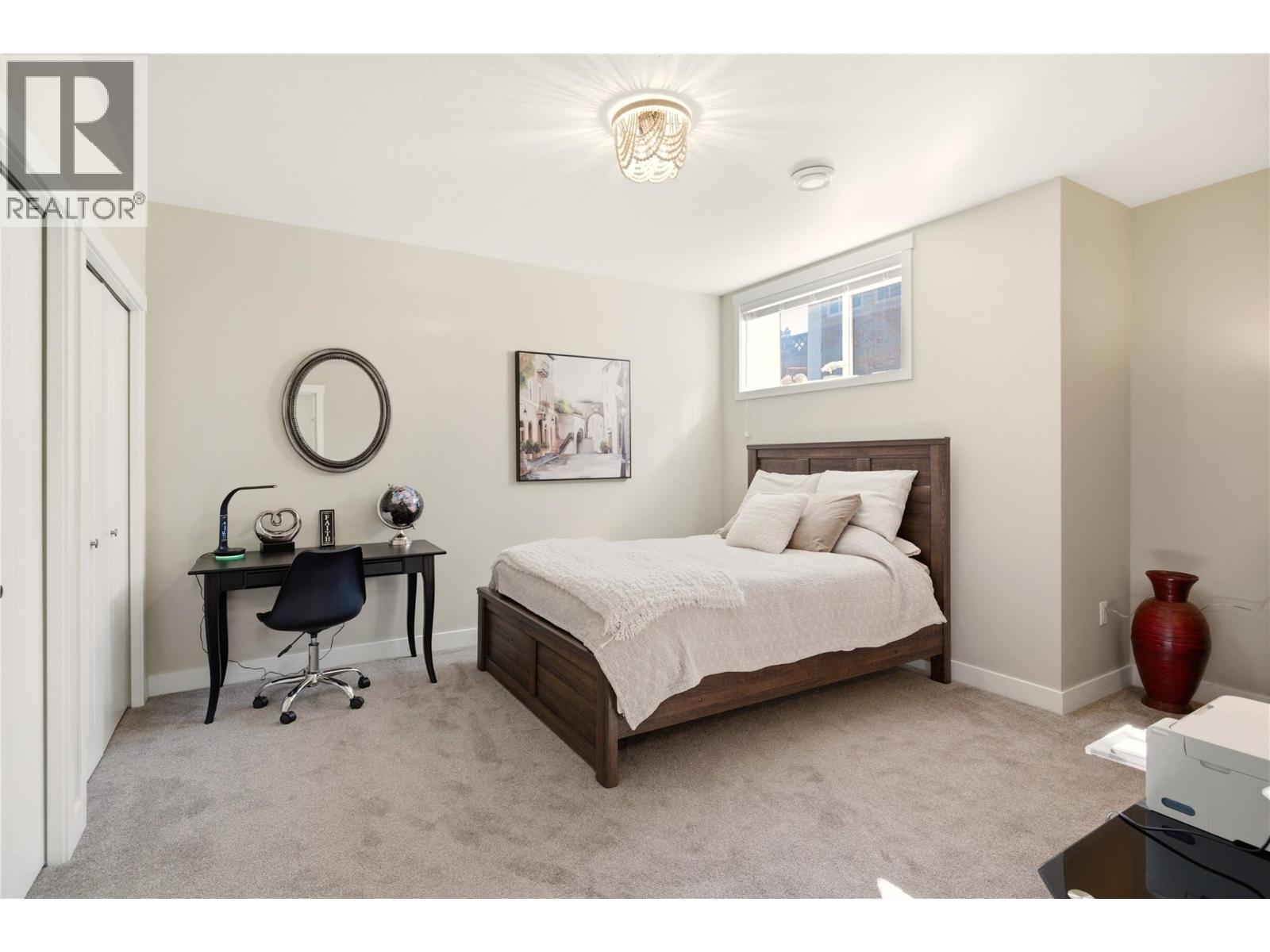 2110 Lawrence Avenue, Penticton, British Columbia  V2A 9G6 - Photo 42 - 10398651