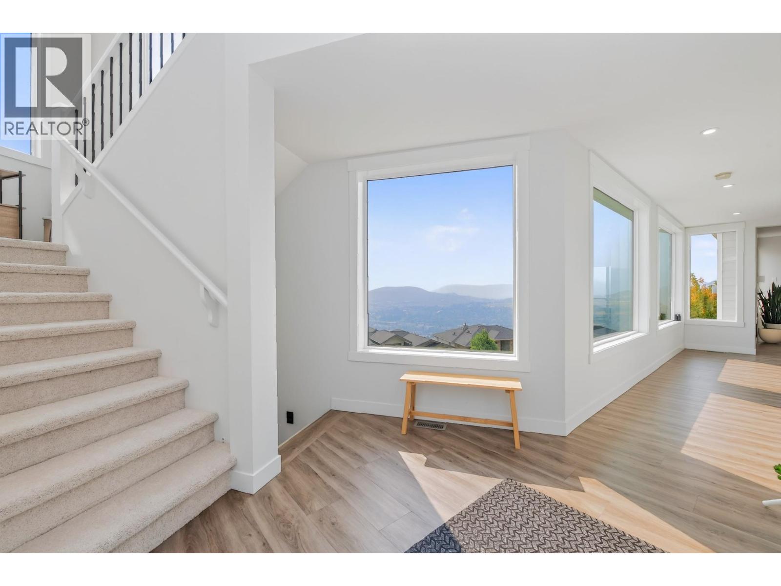 5120 Turtle Pond Court, Vernon, British Columbia  V1T 2T9 - Photo 4 - 10398675