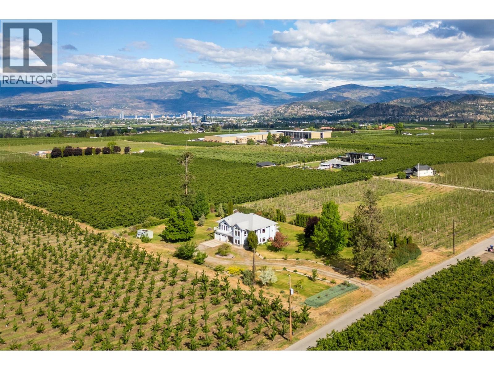 3520 Fitzgerald Road, Kelowna, British Columbia  V1W 4G5 - Photo 1 - 10398689