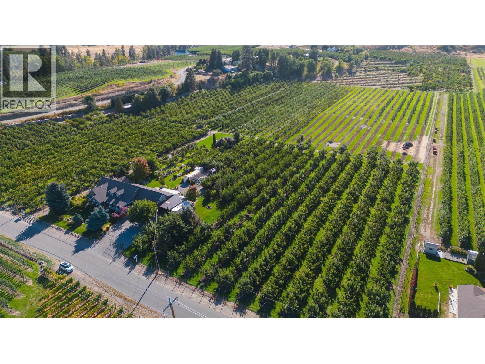 1409 + 1429 Teasdale Road, Kelowna, British Columbia  V1P 1C8 - Photo 2 - 10398387