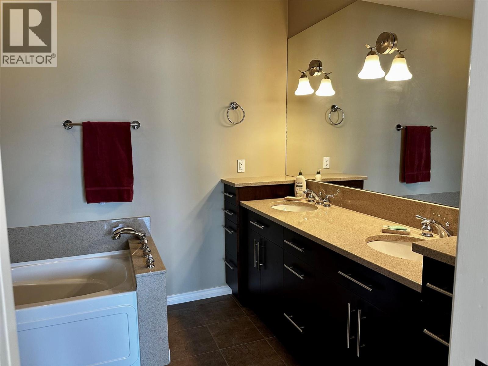 880 Christina Place Unit# 21, Kelowna, British Columbia  V1V 1S4 - Photo 18 - 10398555