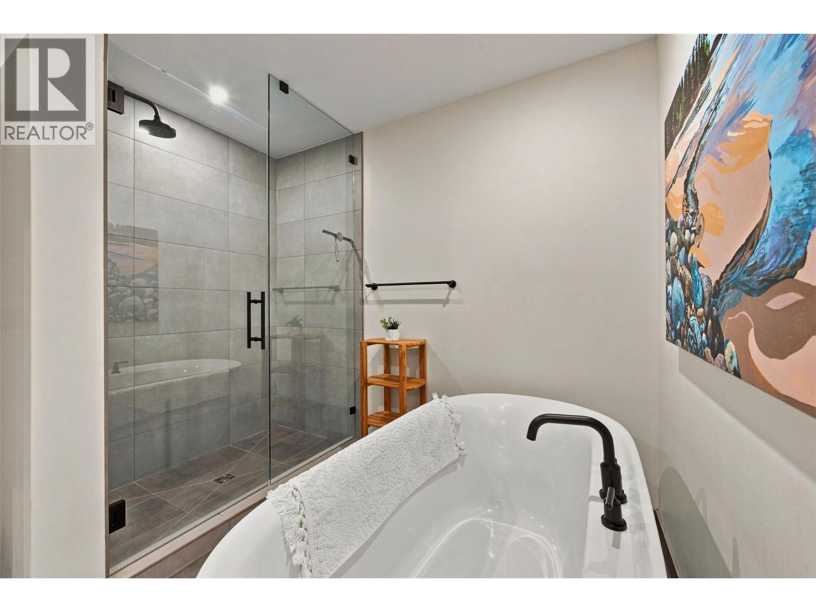 9652 Benchland Drive Unit# 307, Lake Country, British Columbia  V4V 0C4 - Photo 18 - 10398275