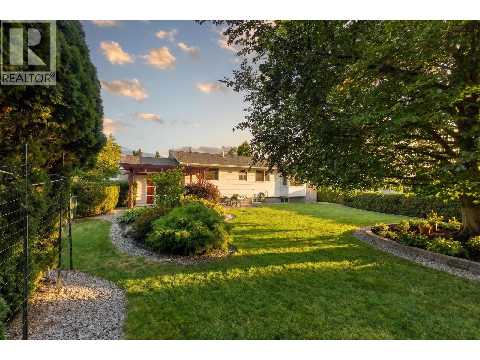 1555 Duncan Avenue E, Penticton, British Columbia  V2A 2X7 - Photo 48 - 10396247