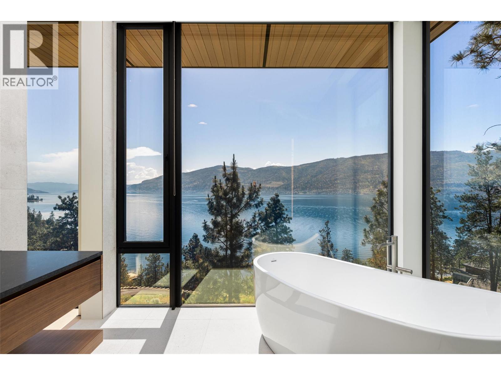 7650 Finch Road, Lake Country, British Columbia  V4V 1M9 - Photo 39 - 10387080