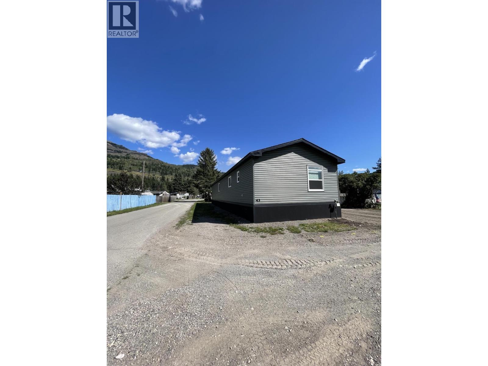 100 Industrial Road Unit# 43, Sparwood, British Columbia  V0B 2G1 - Photo 2 - 10398694