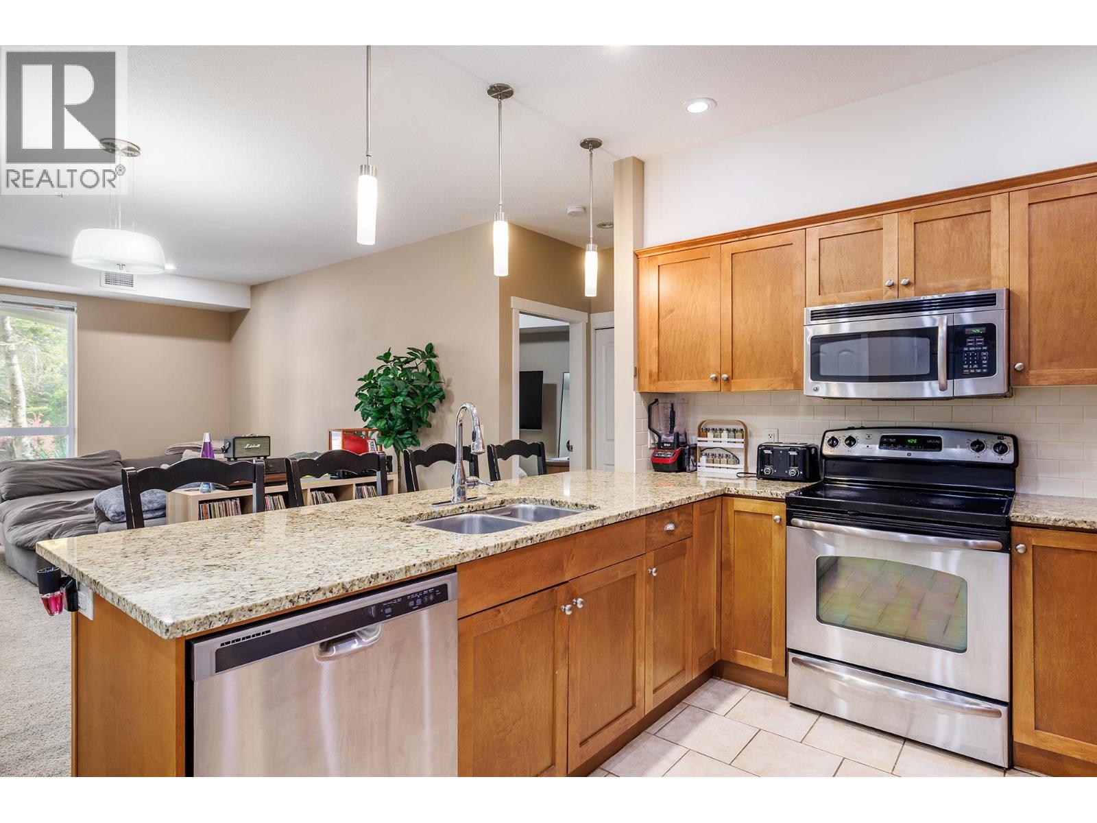 1990 Upper Sundance Drive Unit# 3109, West Kelowna, British Columbia  V4T 3E7 - Photo 2 - 10398626
