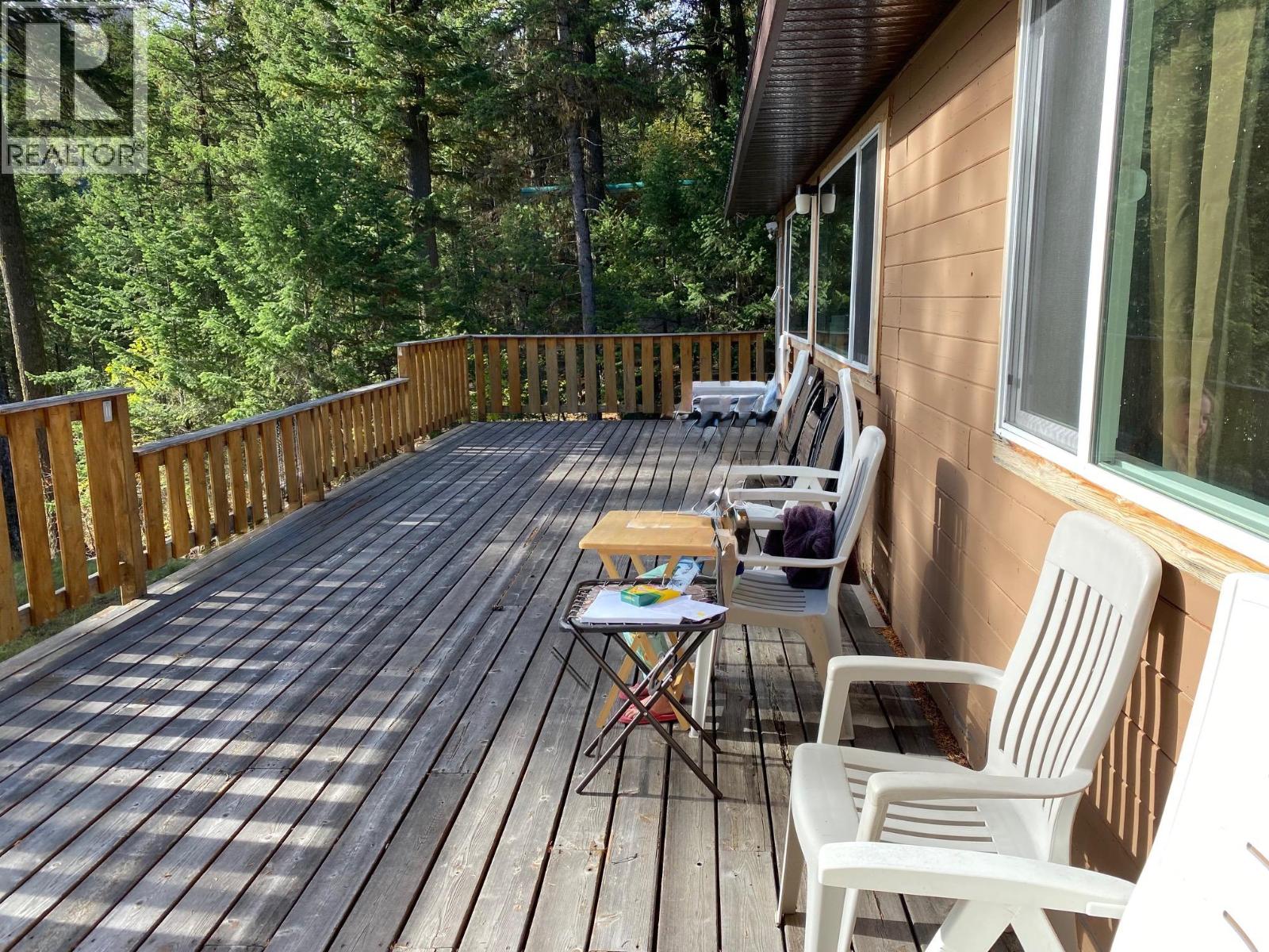 6453 Pinaus Lake Road, Falkland, British Columbia  V0E 1W0 - Photo 21 - 10398661