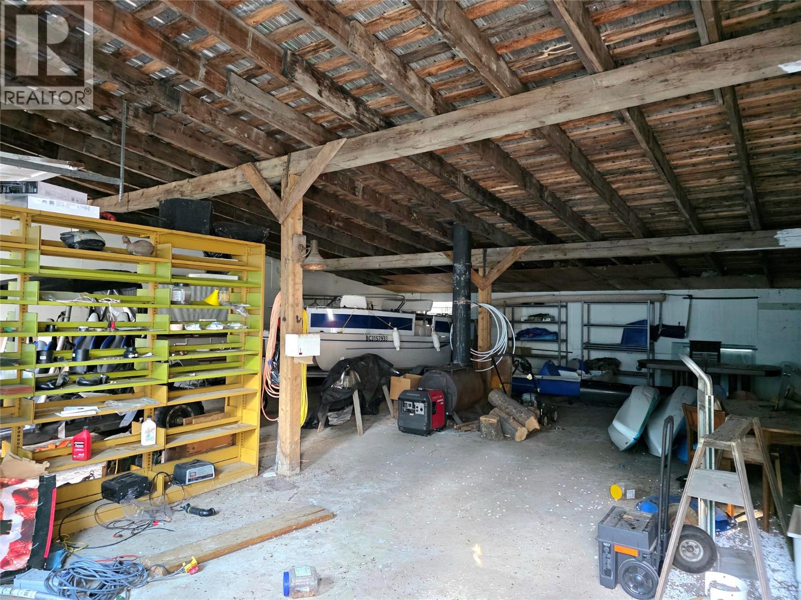 6453 Pinaus Lake Road, Falkland, British Columbia  V0E 1W0 - Photo 31 - 10398661