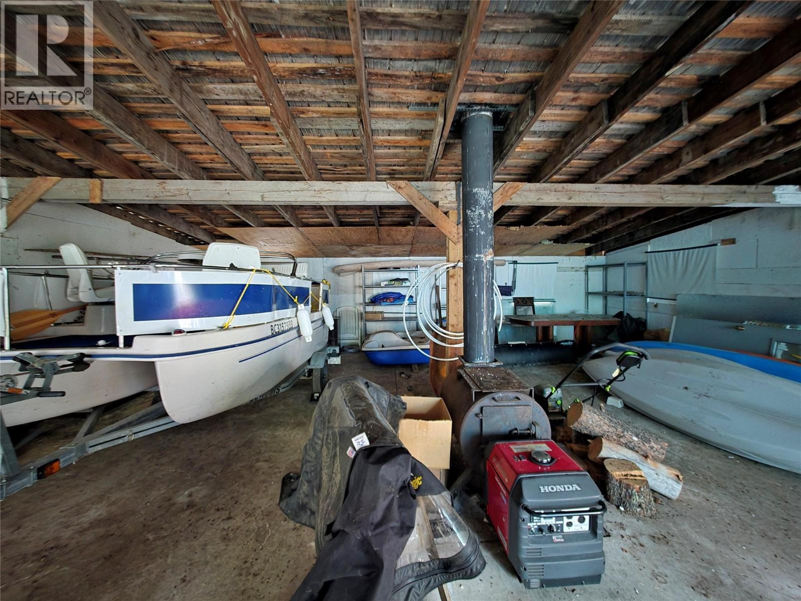 6453 Pinaus Lake Road, Falkland, British Columbia  V0E 1W0 - Photo 33 - 10398661