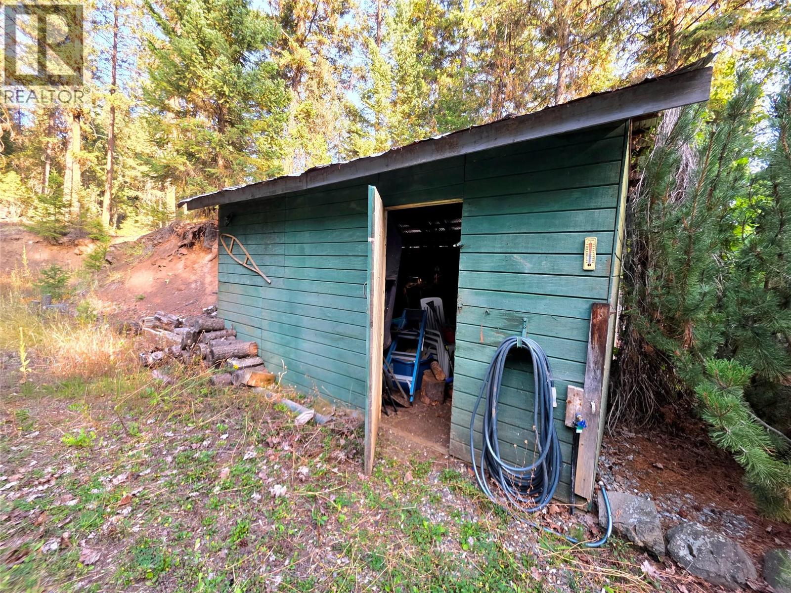 6453 Pinaus Lake Road, Falkland, British Columbia  V0E 1W0 - Photo 36 - 10398661