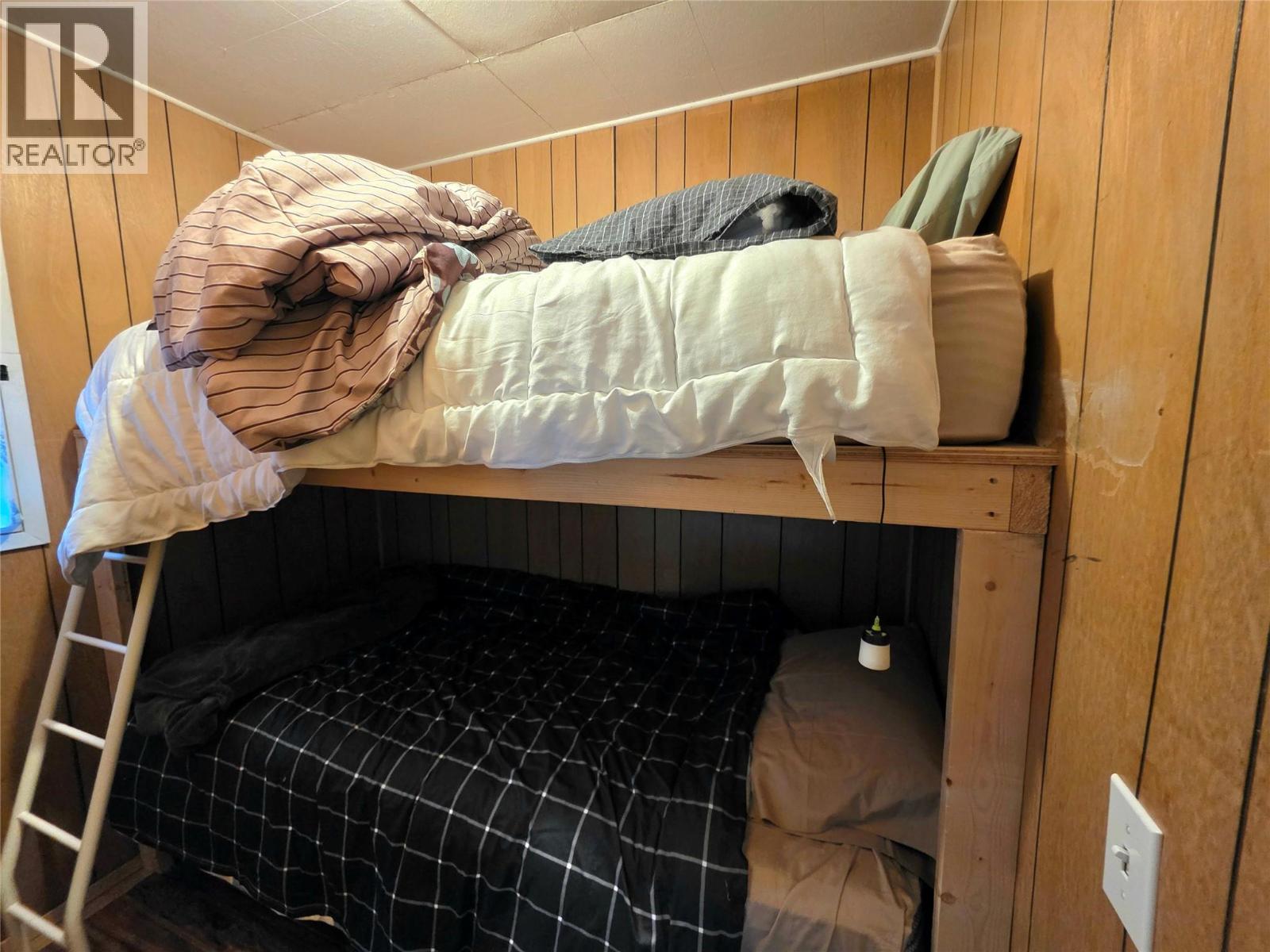 6453 Pinaus Lake Road, Falkland, British Columbia  V0E 1W0 - Photo 45 - 10398661