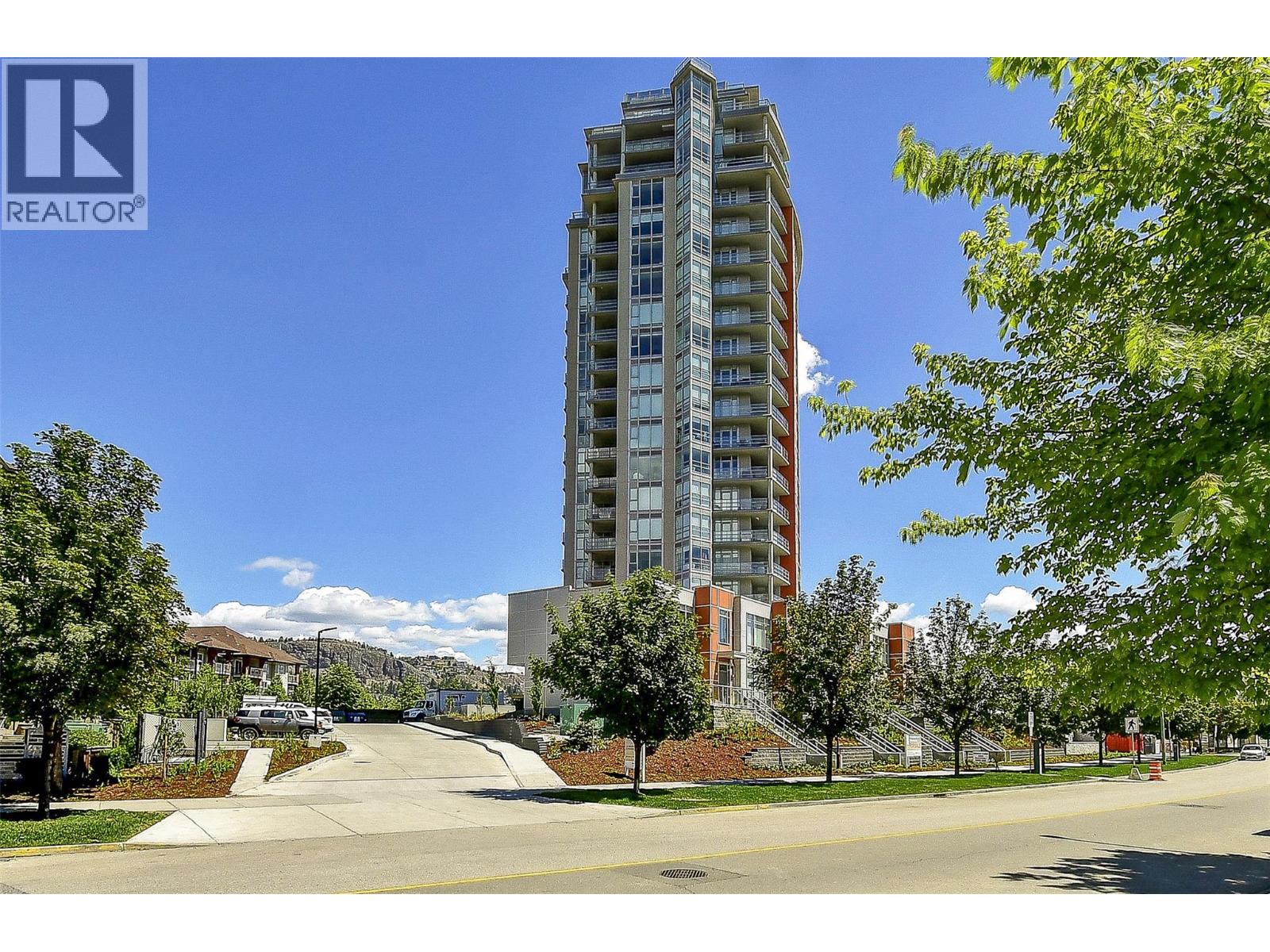 1151 Sunset Drive Unit# 1702, Kelowna, British Columbia  V1Y 0G2 - Photo 2 - 10398614