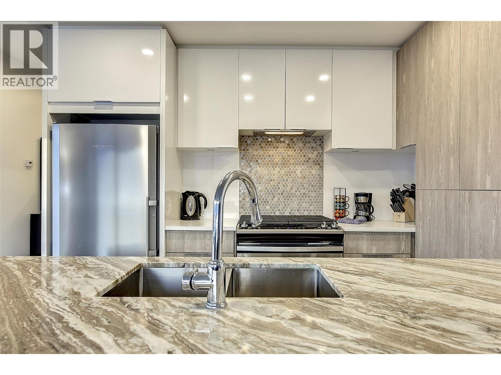 1151 Sunset Drive Unit# 1702, Kelowna, British Columbia  V1Y 0G2 - Photo 21 - 10398614