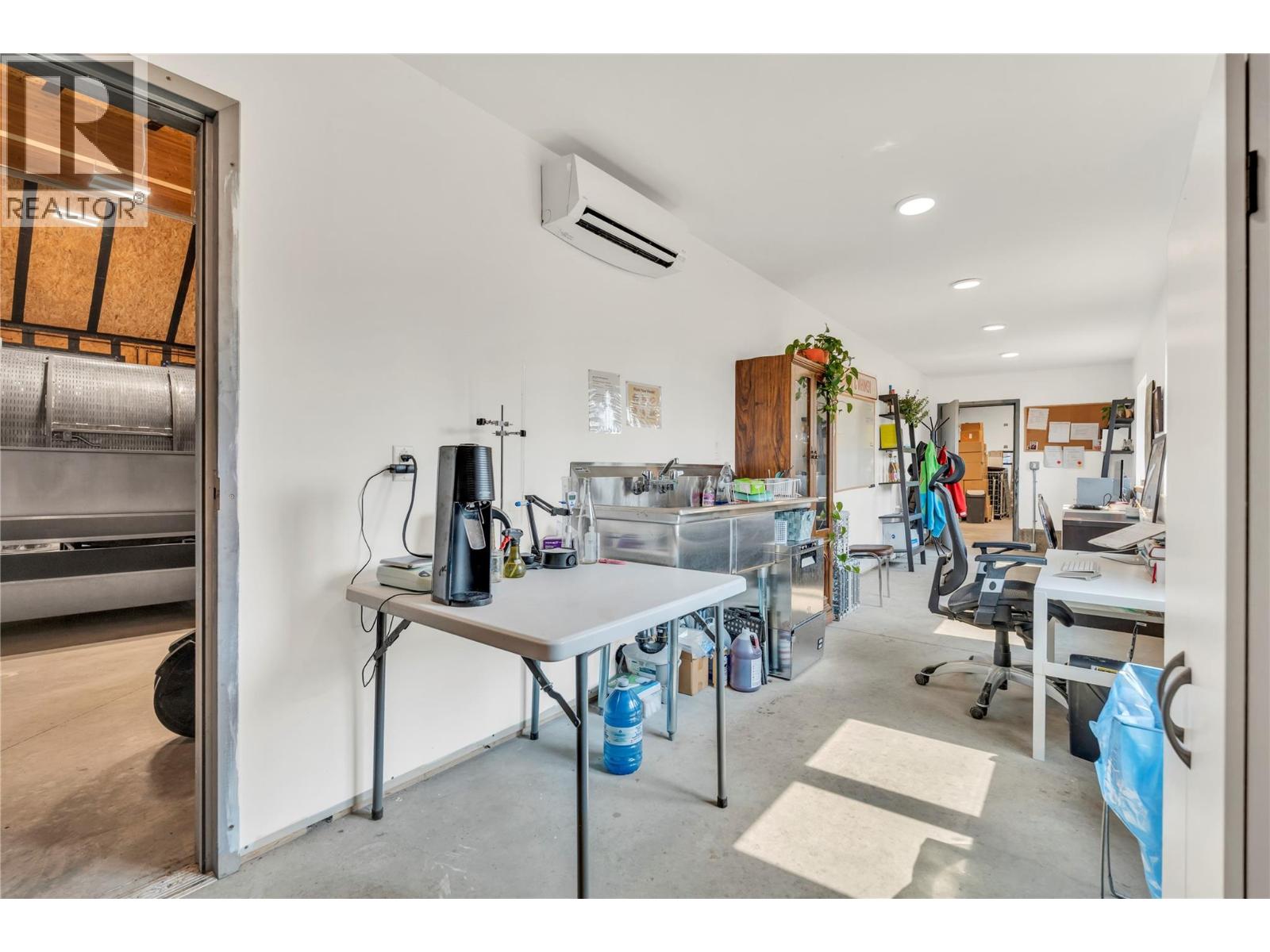 4112 Mclean Creek Road, Okanagan Falls, British Columbia  V0H 1R1 - Photo 26 - 10398637