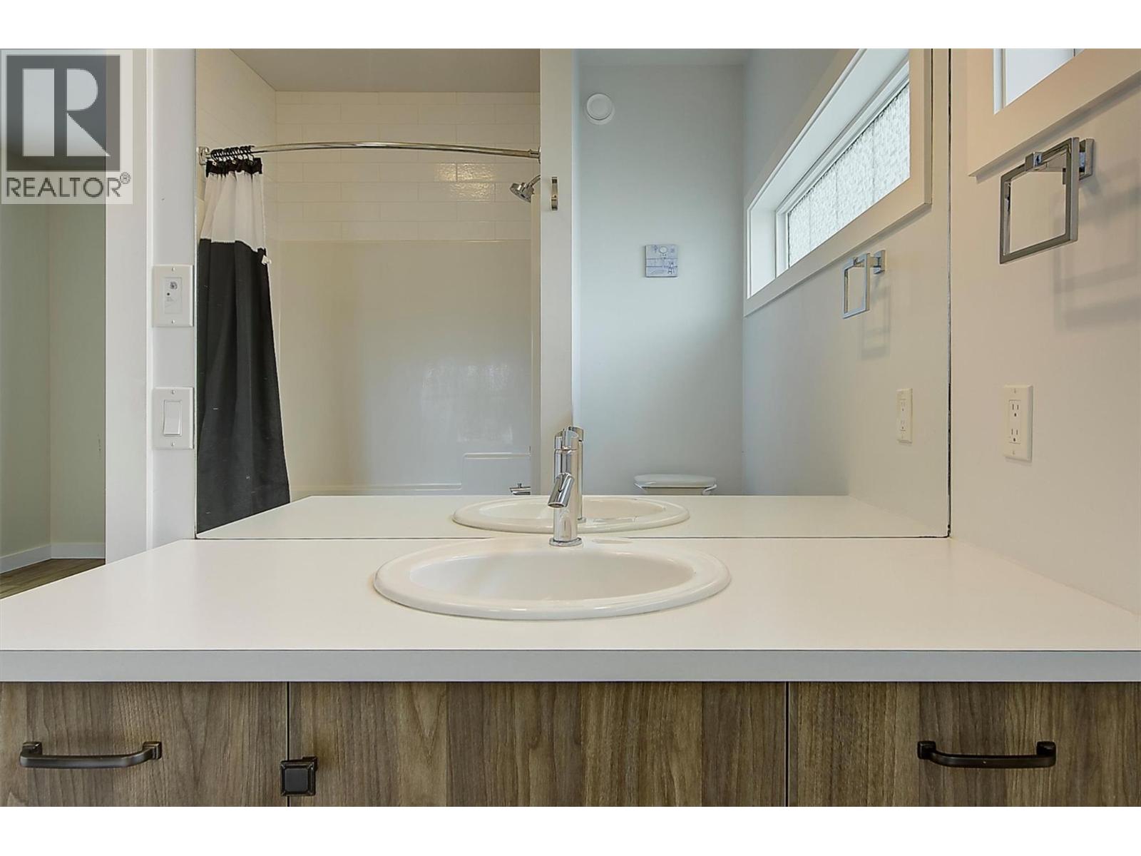 741 Yorkville Street, Kelowna, British Columbia  V1V 0A9 - Photo 27 - 10398718
