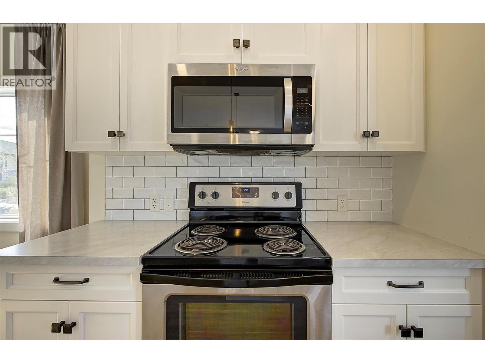 741 Yorkville Street, Kelowna, British Columbia  V1V 0A9 - Photo 8 - 10398718