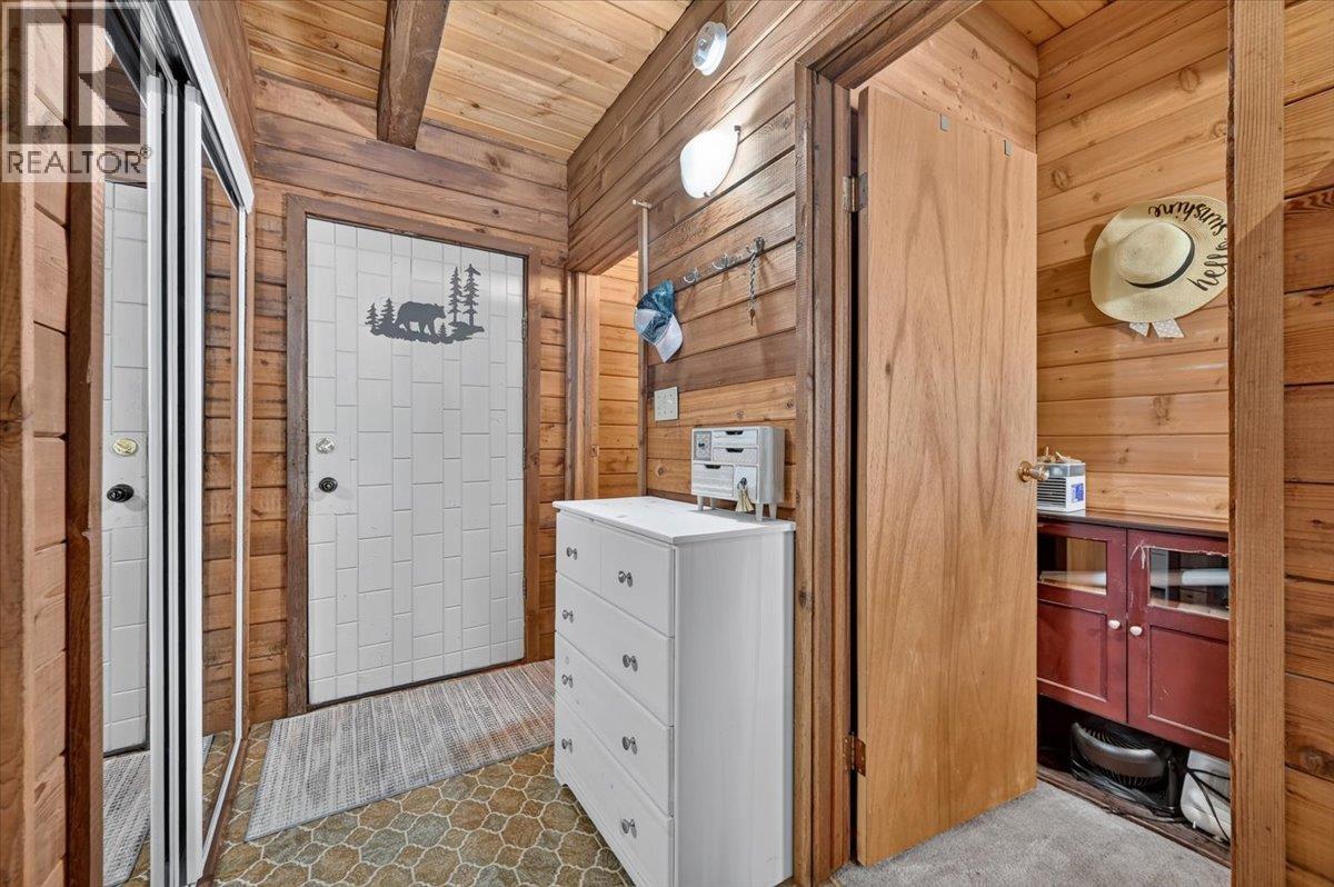 5422 Dutch Creek Road, Fairmont Hot Springs, British Columbia  V0B 1L2 - Photo 20 - 10398413