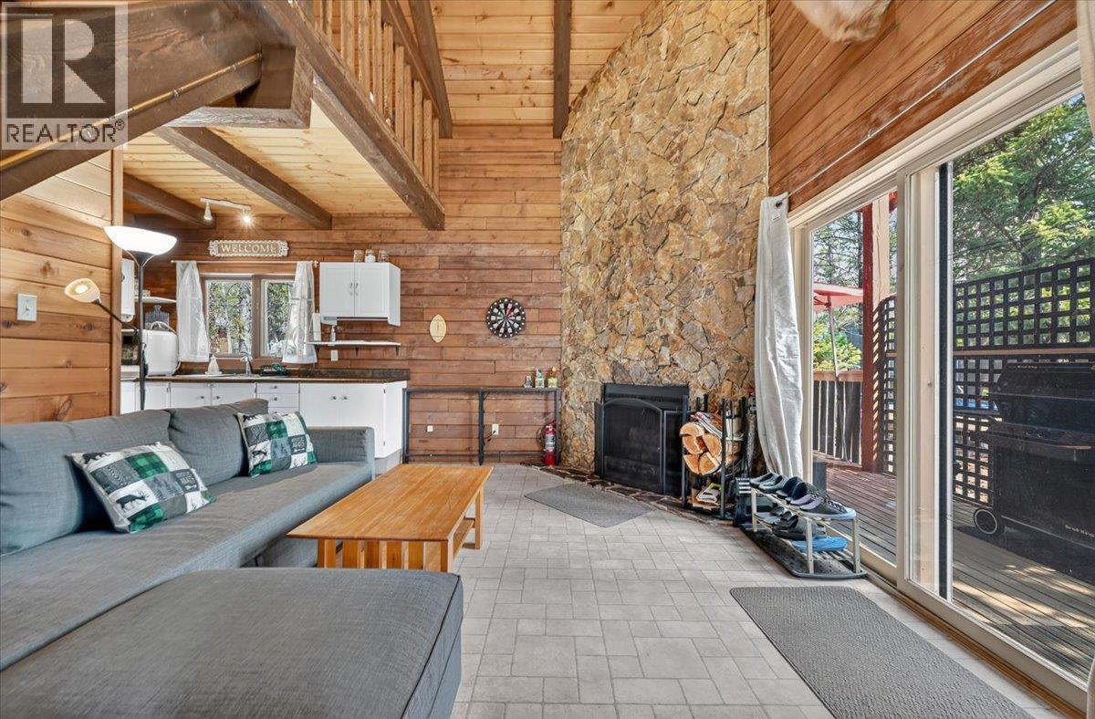 5422 Dutch Creek Road, Fairmont Hot Springs, British Columbia  V0B 1L2 - Photo 5 - 10398413