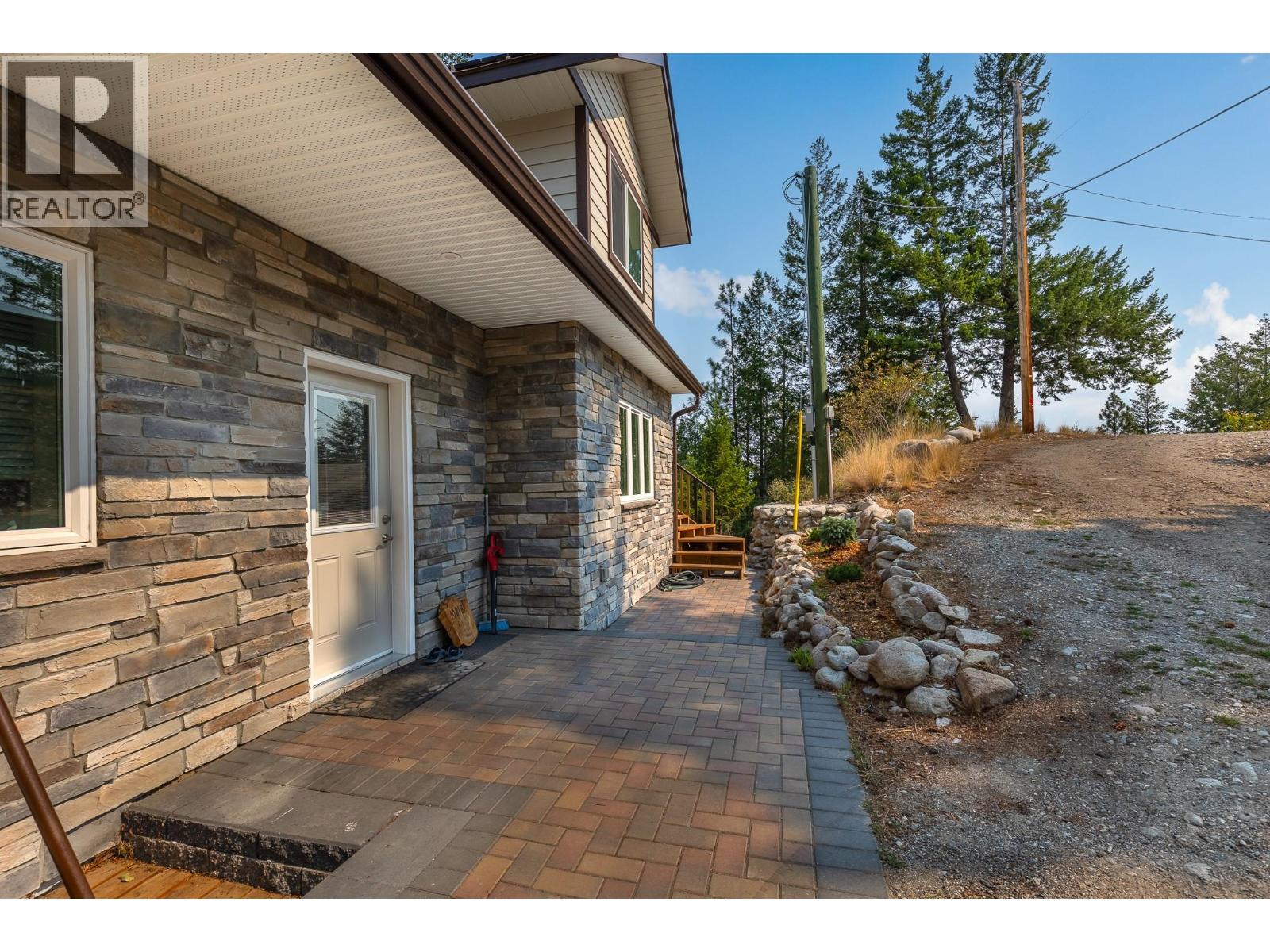10818 Westshore Road, Vernon, British Columbia  V1H 2C3 - Photo 5 - 10398698