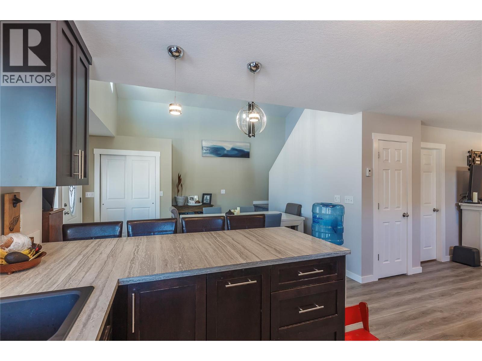 42 Lakeshore Drive, Vernon, British Columbia  V1H 2A1 - Photo 19 - 10398595